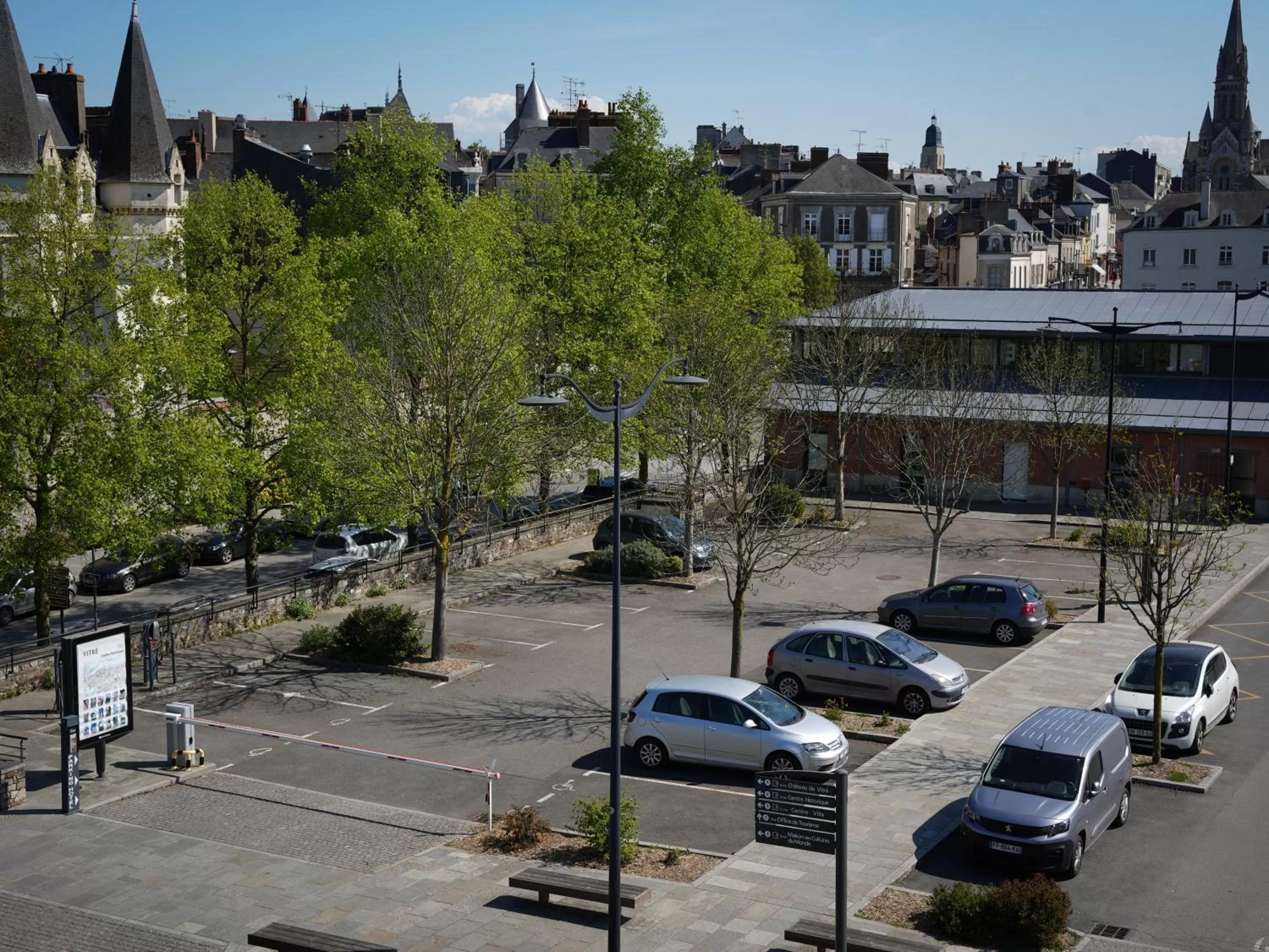 Parking in Le Magic Hôtel & Spa