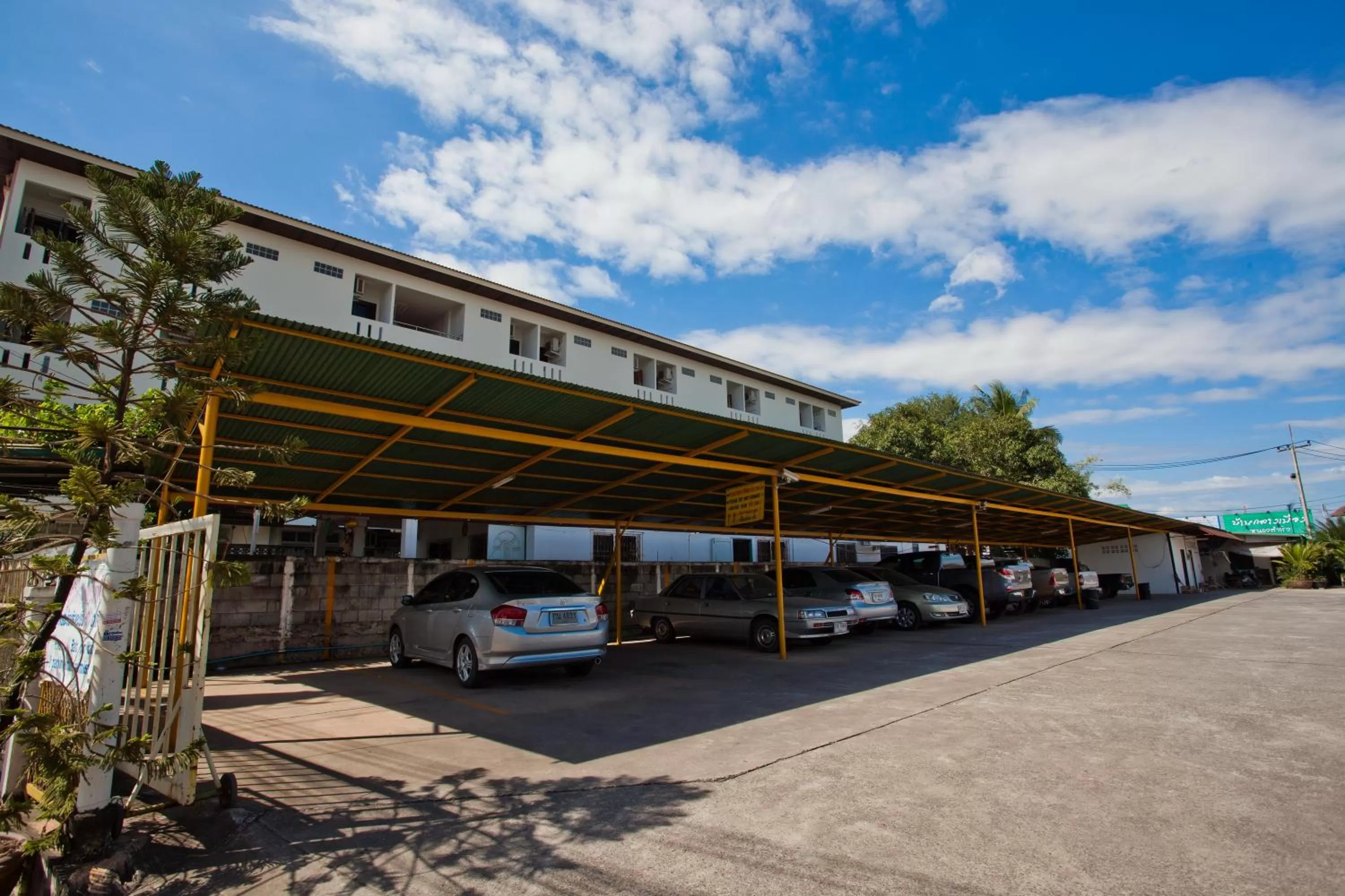 Top Hostel (Top Mansion)