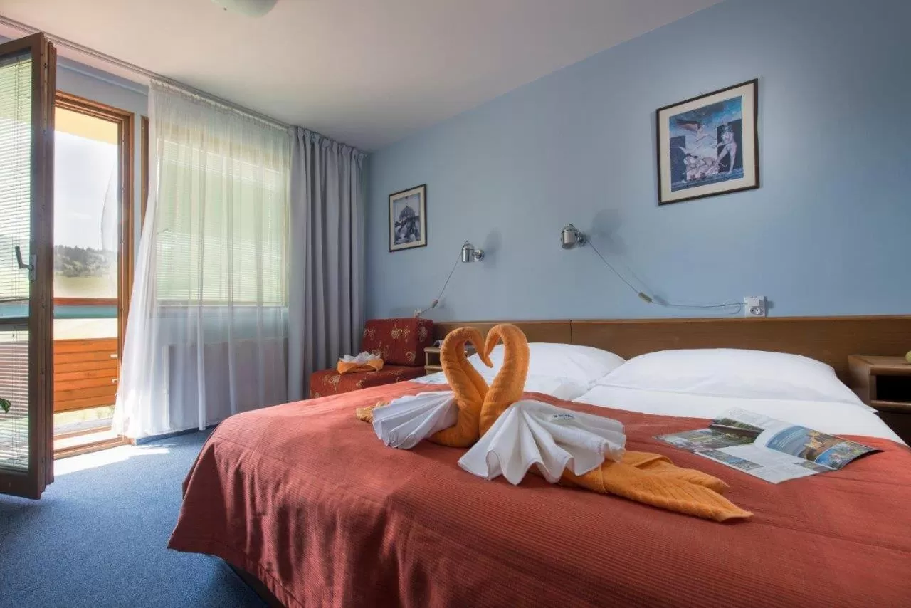 Bed in Hotel SOREA ĽUBOVŇA