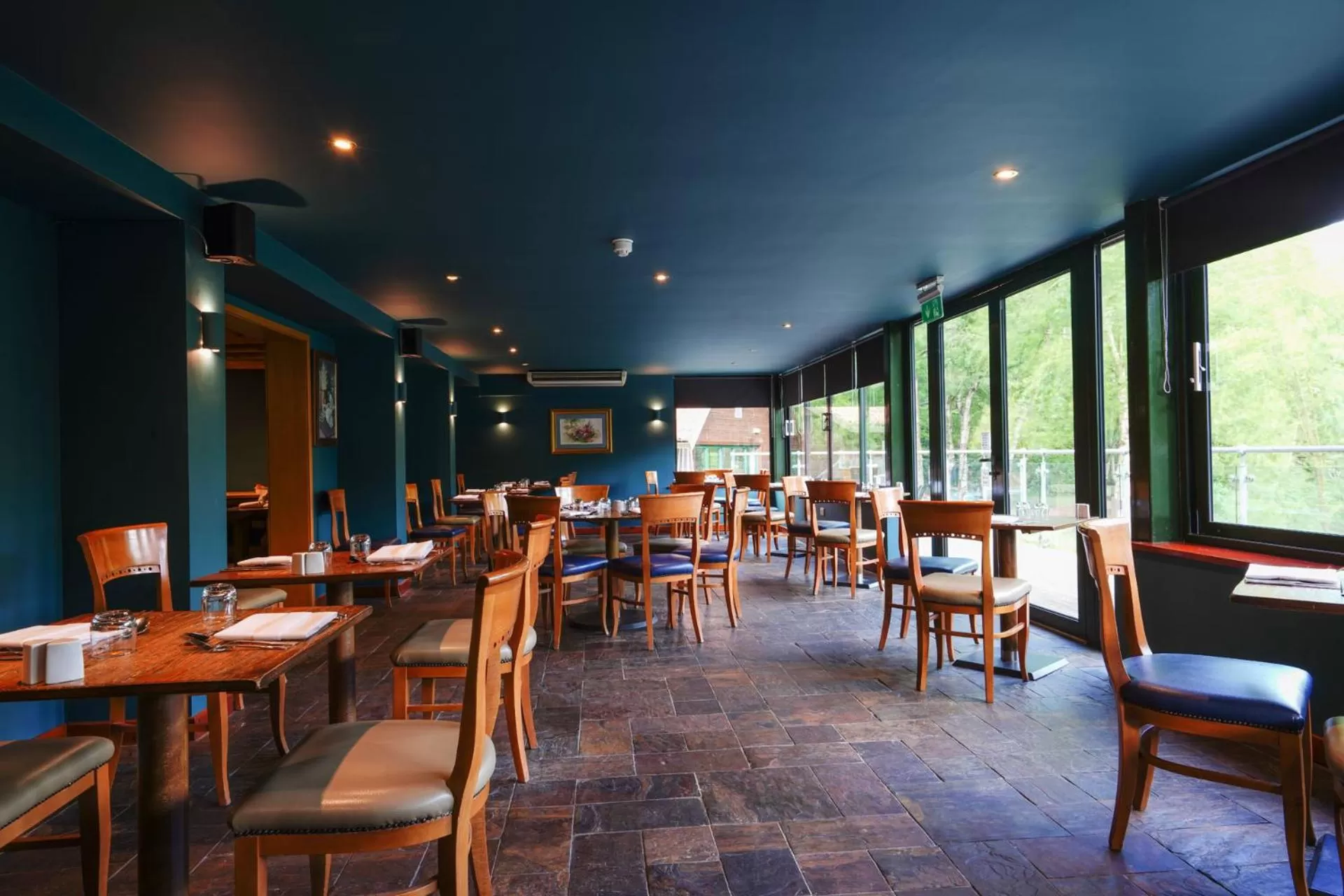 Restaurant/places to eat in Chevin Country Park Hotel & Spa