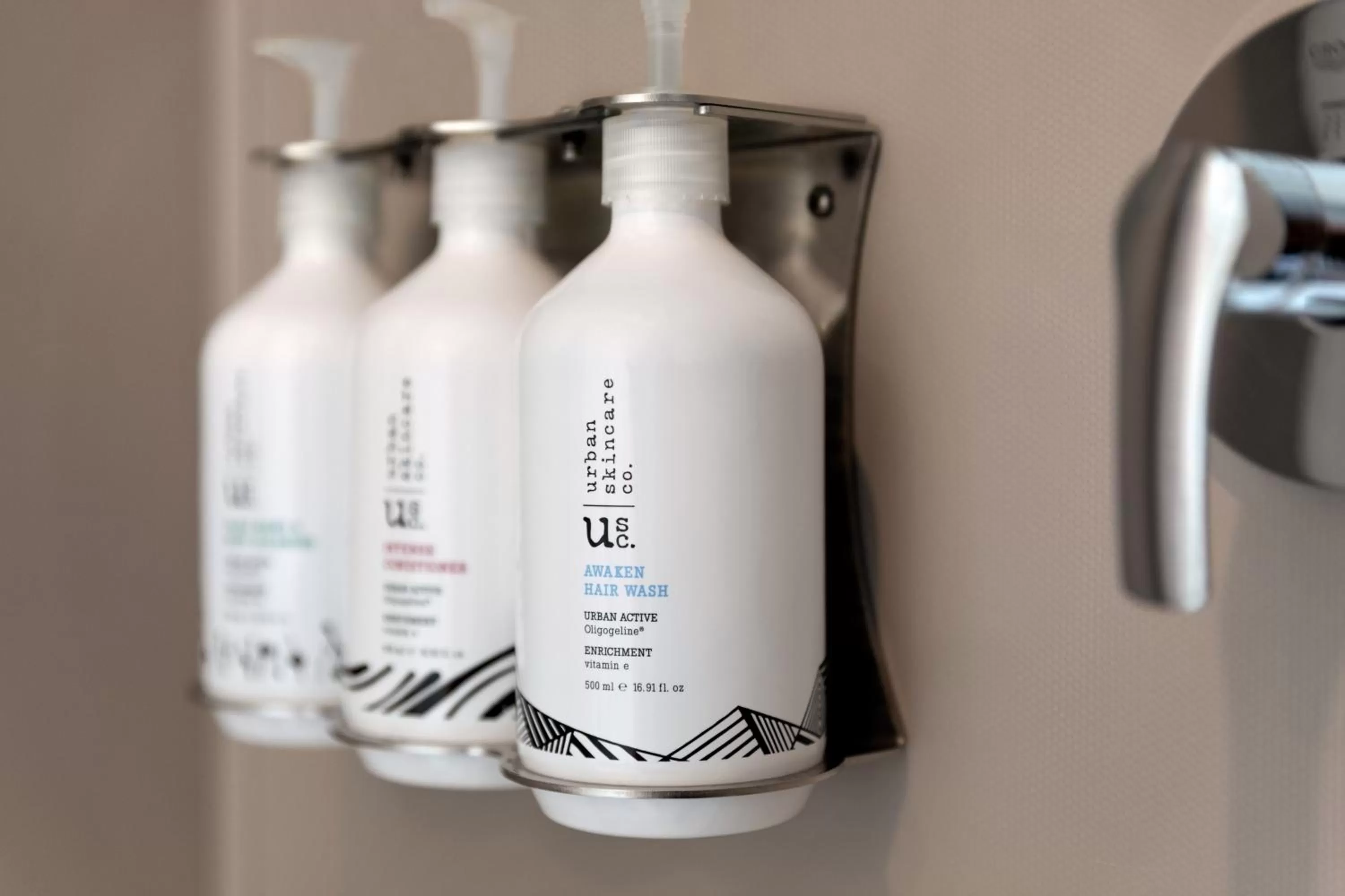 Bathroom in YOTEL Singapore Orchard Road