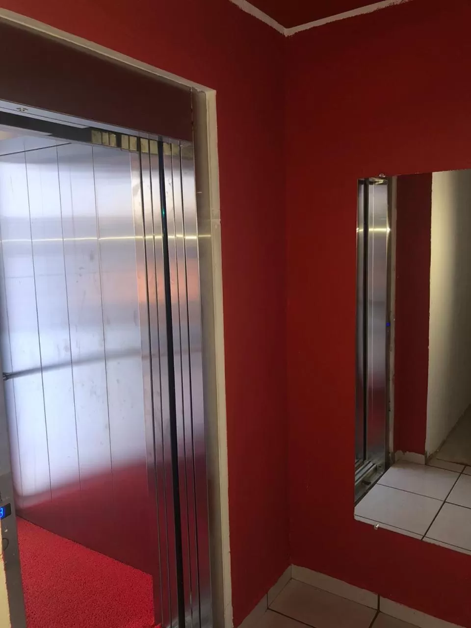 elevator in Visk Palace Hotel e Restaurante