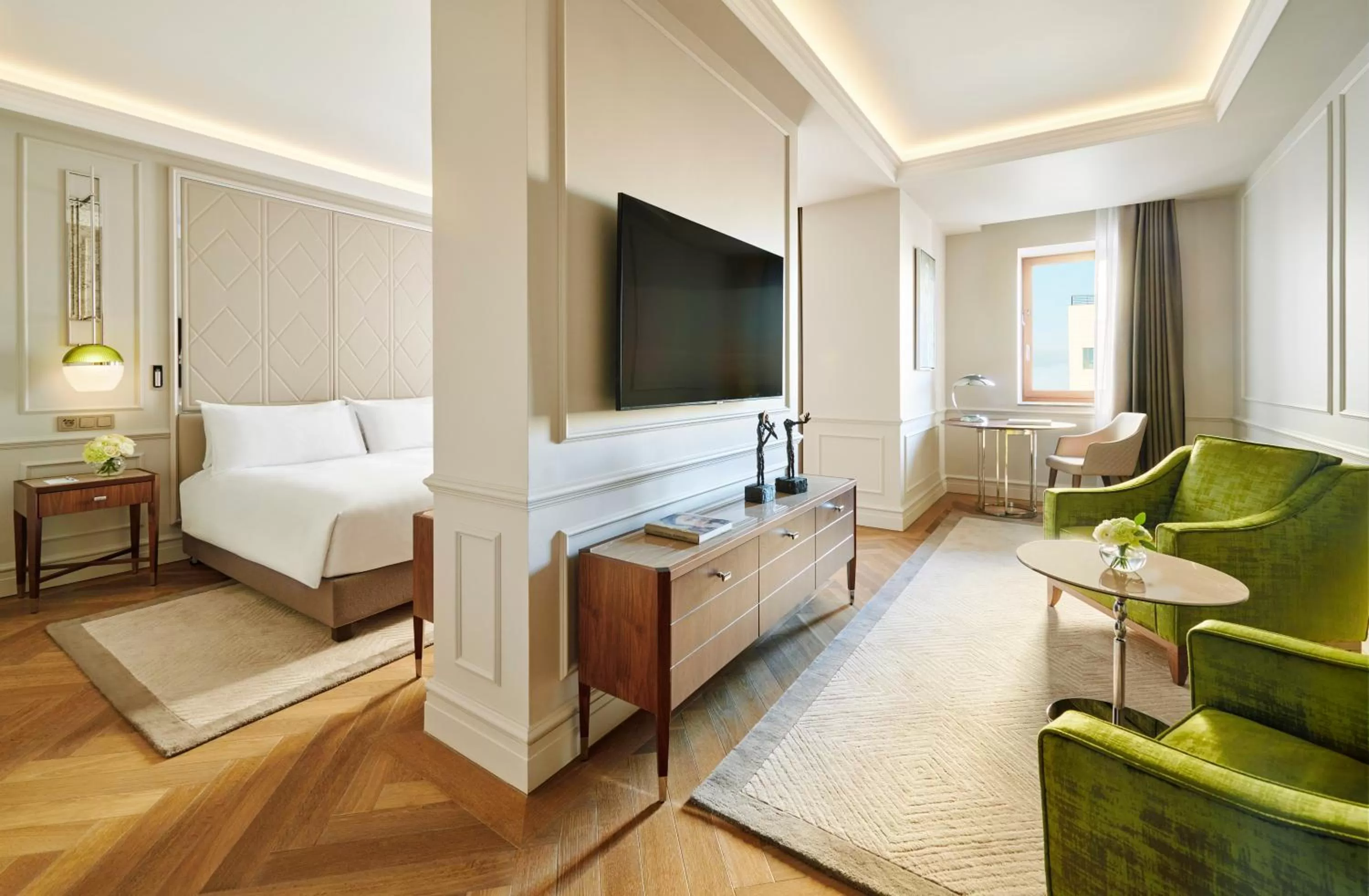 Living room, Bed in InterContinental Athenee Palace Bucharest by IHG