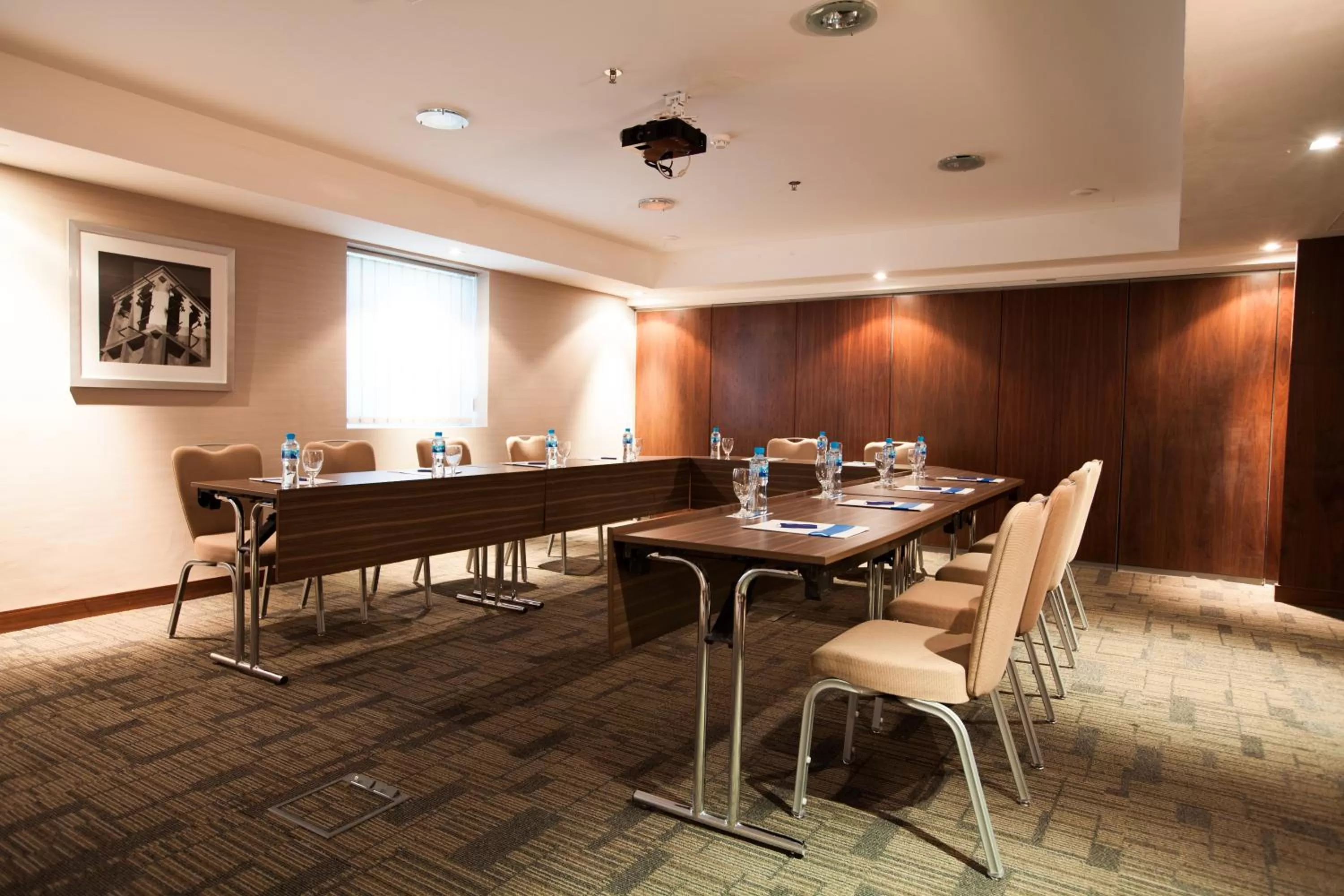 Business facilities in Citymax Sharjah