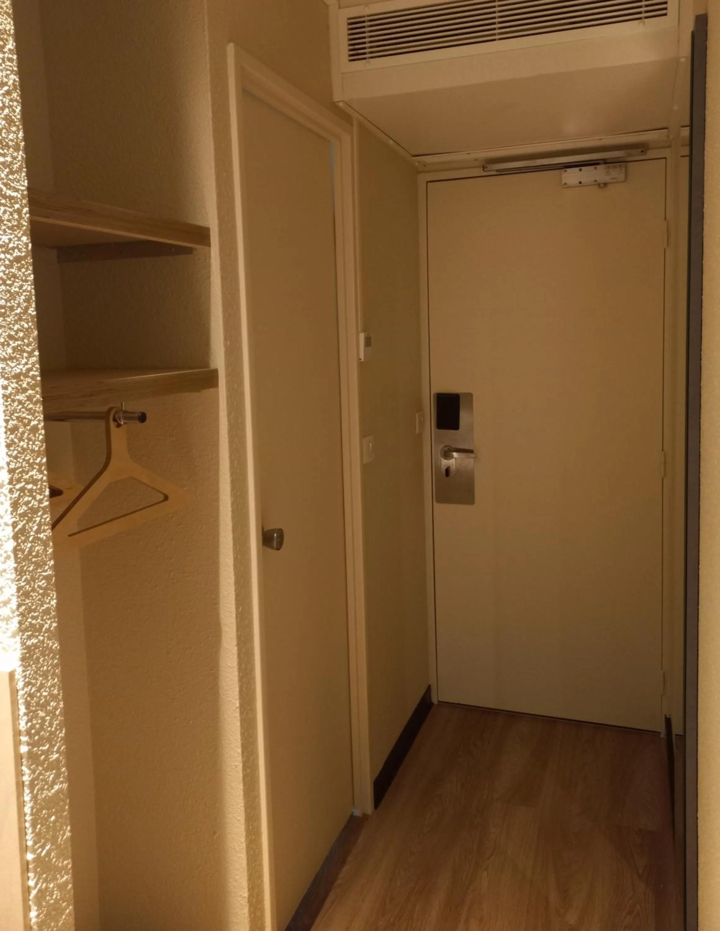 storage in ibis budget Antony Massy rénové 2024