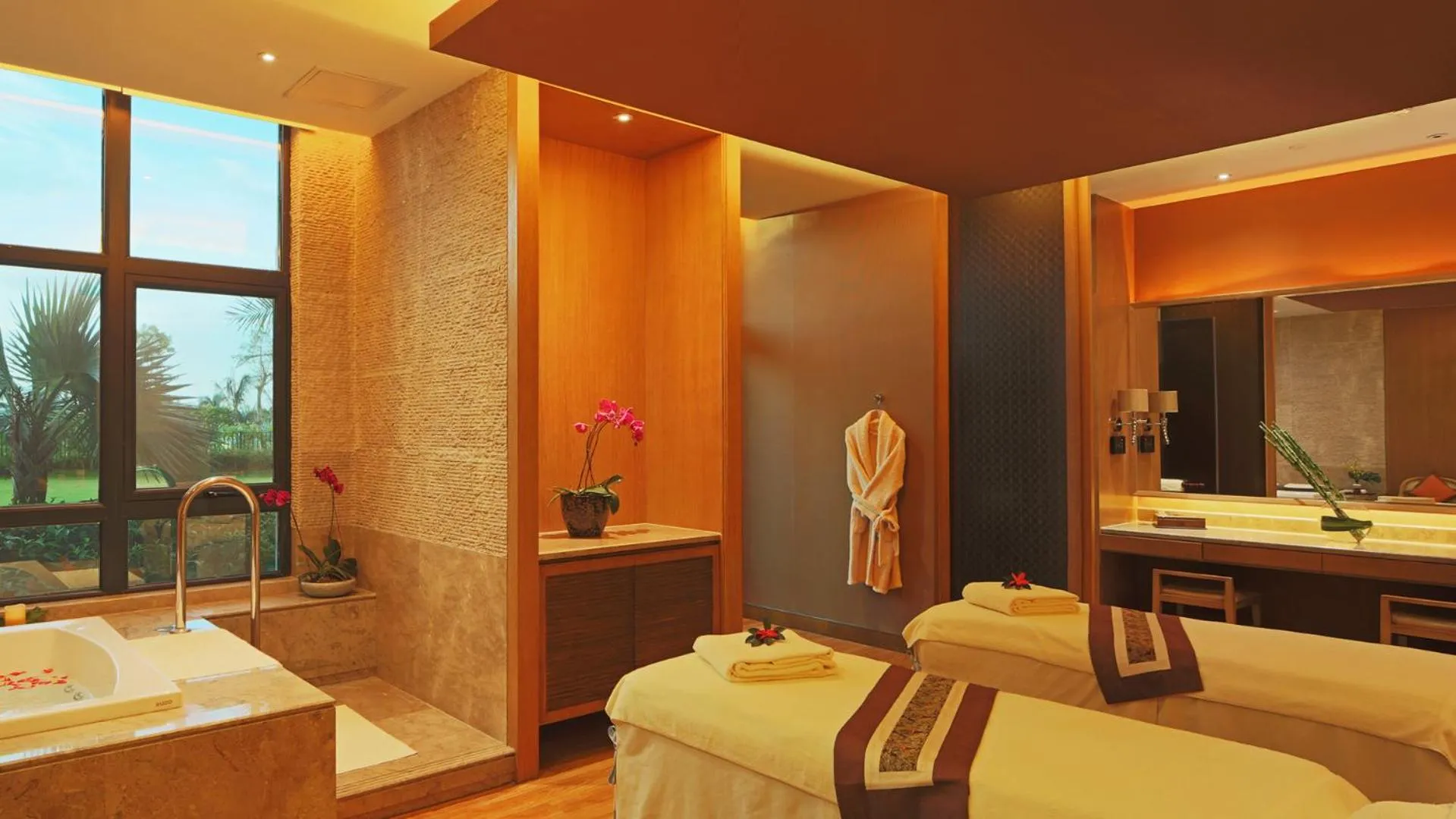 Spa and wellness centre/facilities, Bed in Grand Hotel Haikou - Managed by Accor