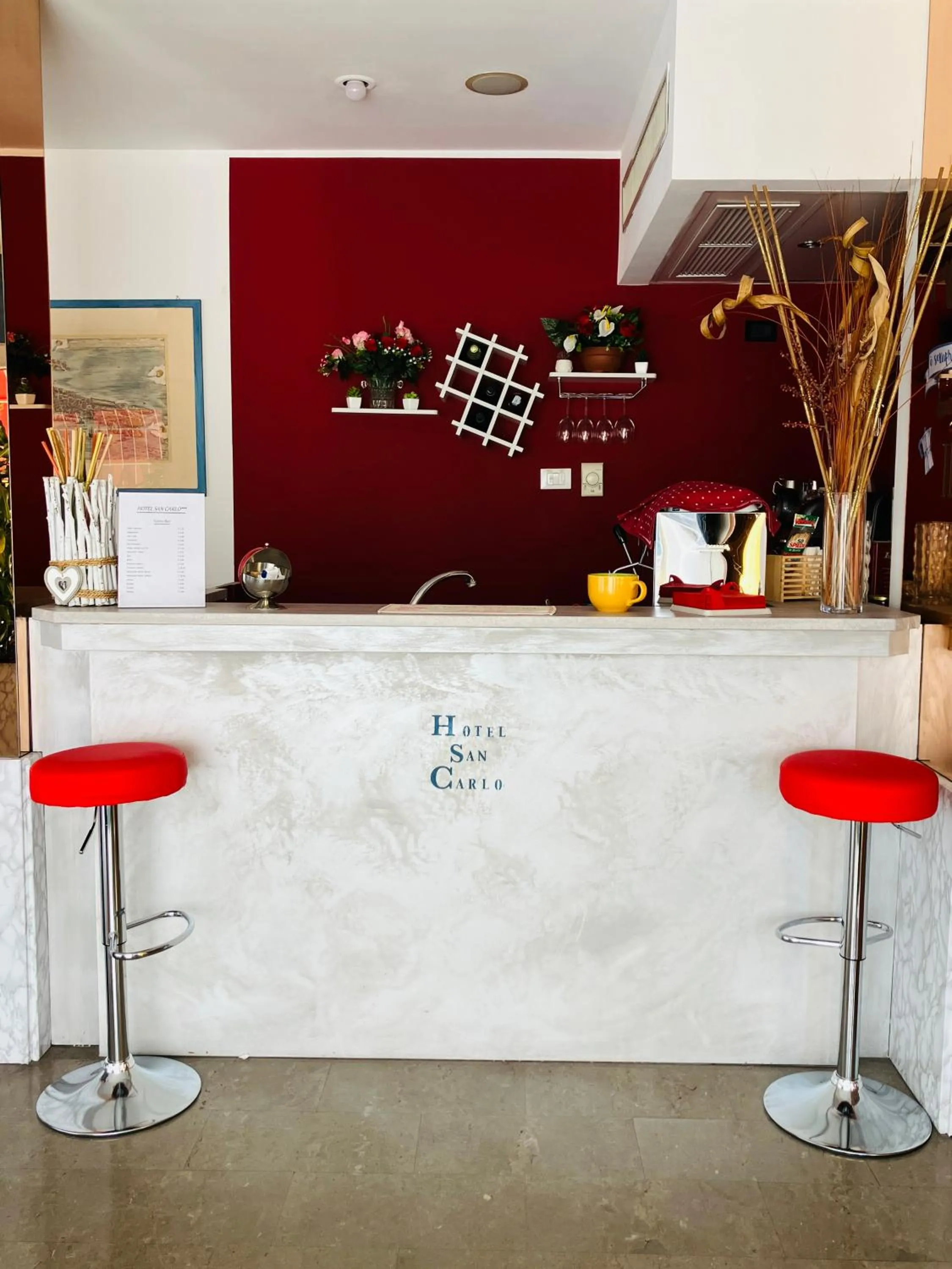 Lounge or bar in Hotel San Carlo