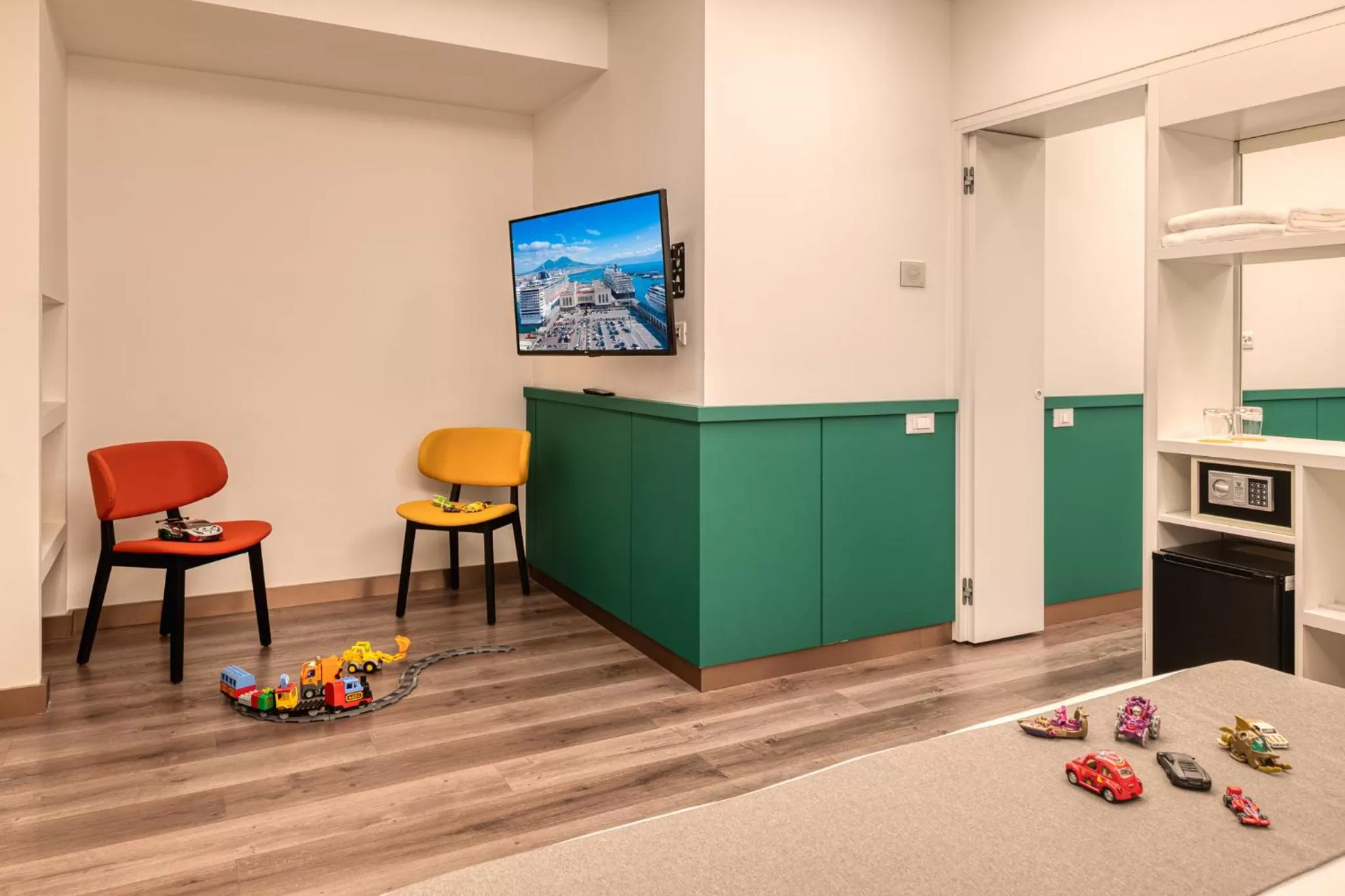 Bedroom in Smart Hotel Napoli