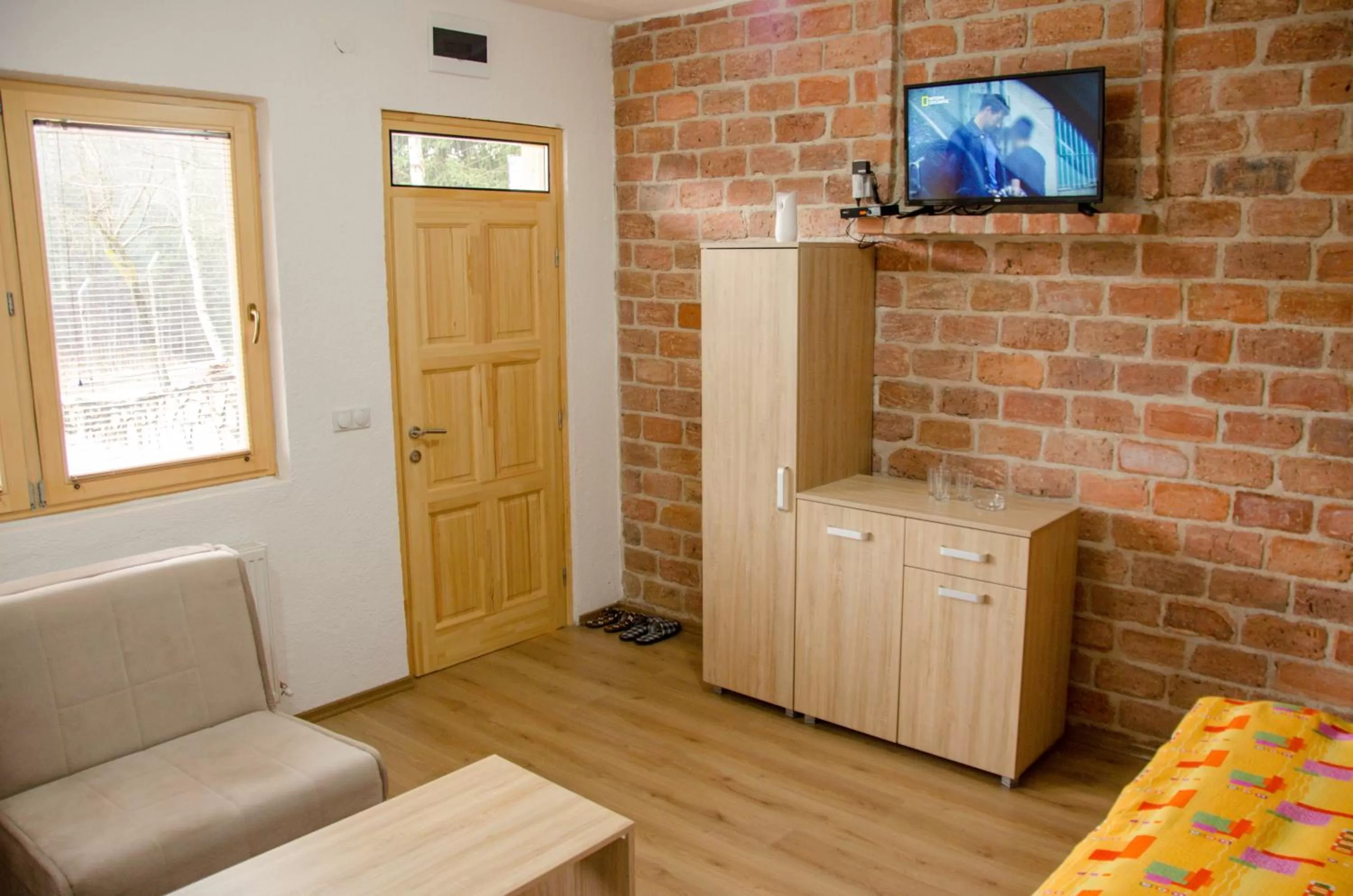 Bedroom, TV/Entertainment Center in Bed & Breakfast KUM