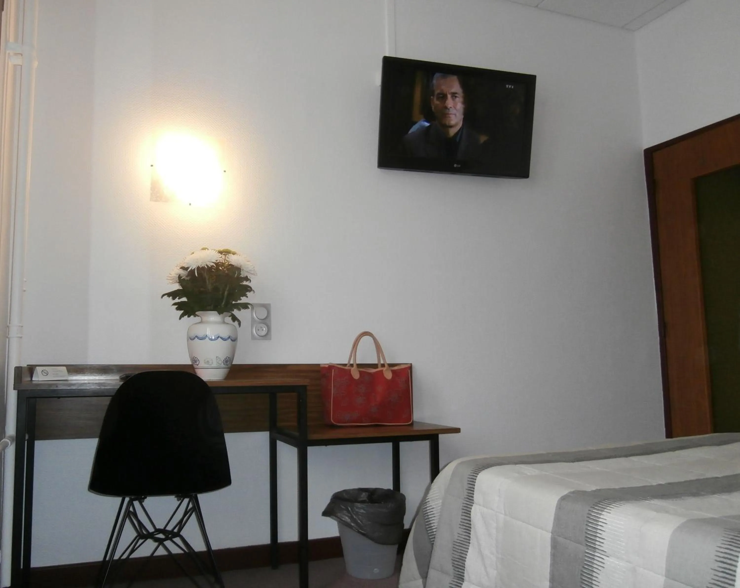 Comfort Double Room in Hotel Bristol Metz Centre Gare