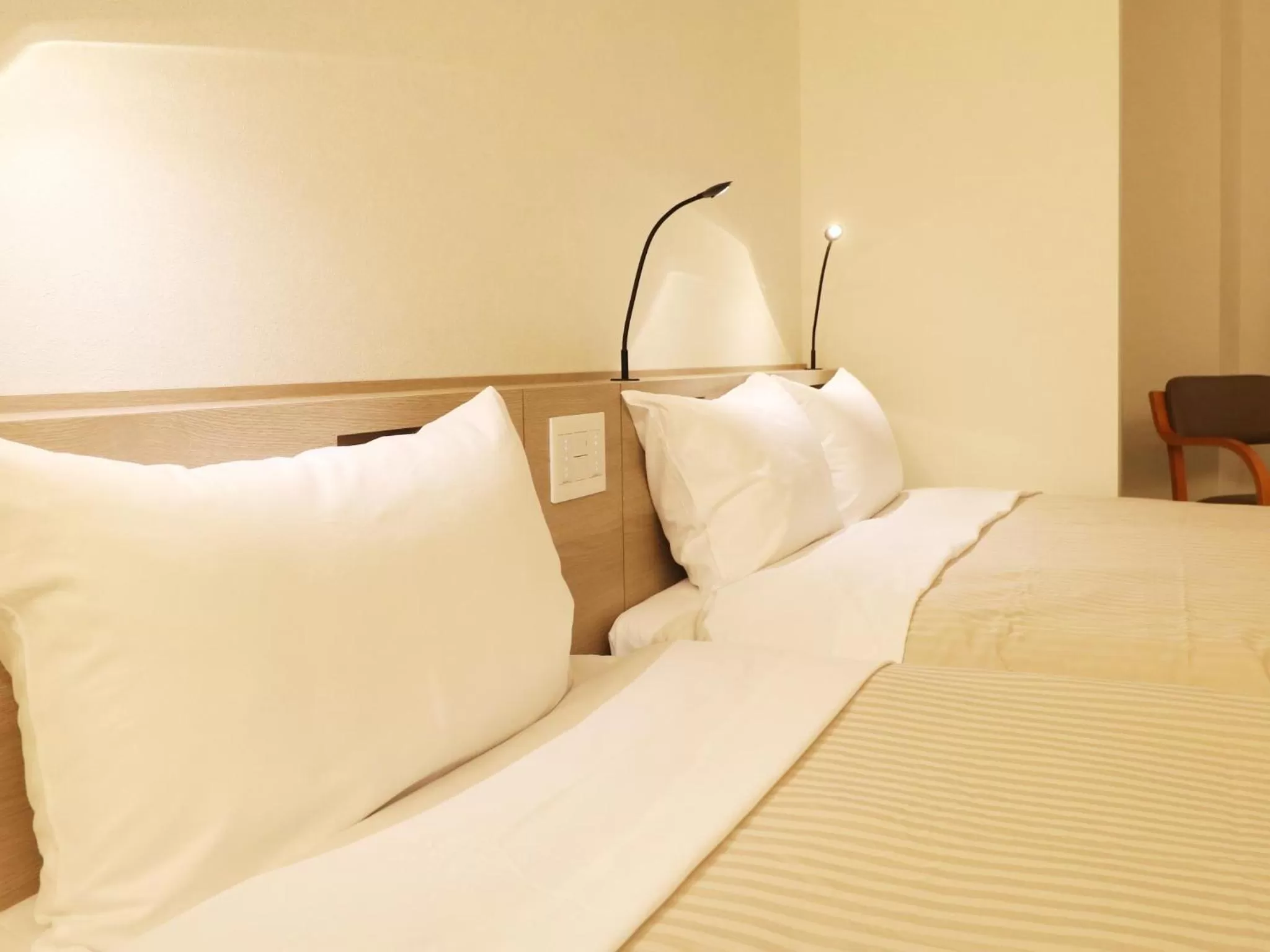 Bed in Odawara Terminal Hotel