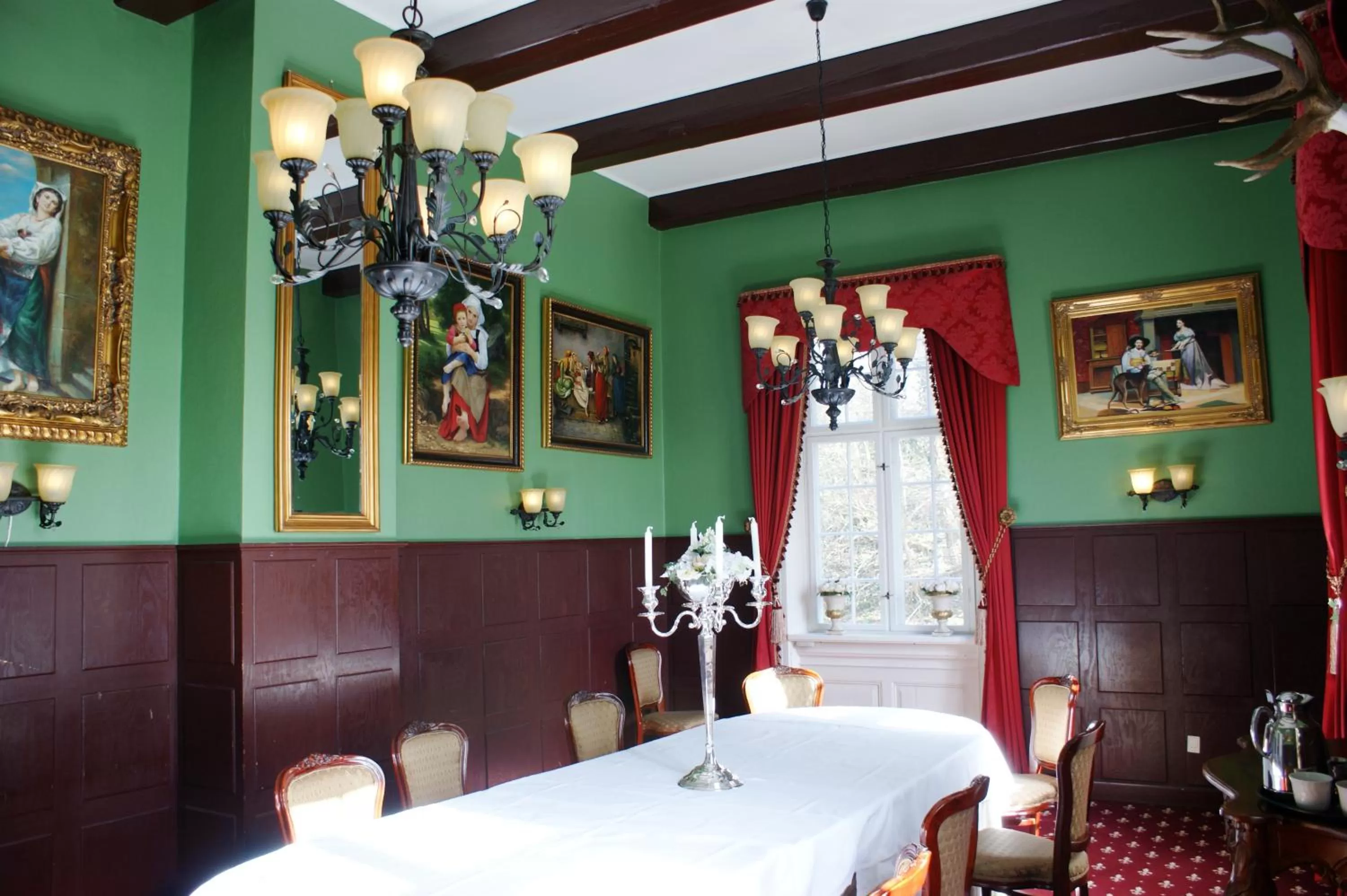 Business facilities in Sophiendal Manor