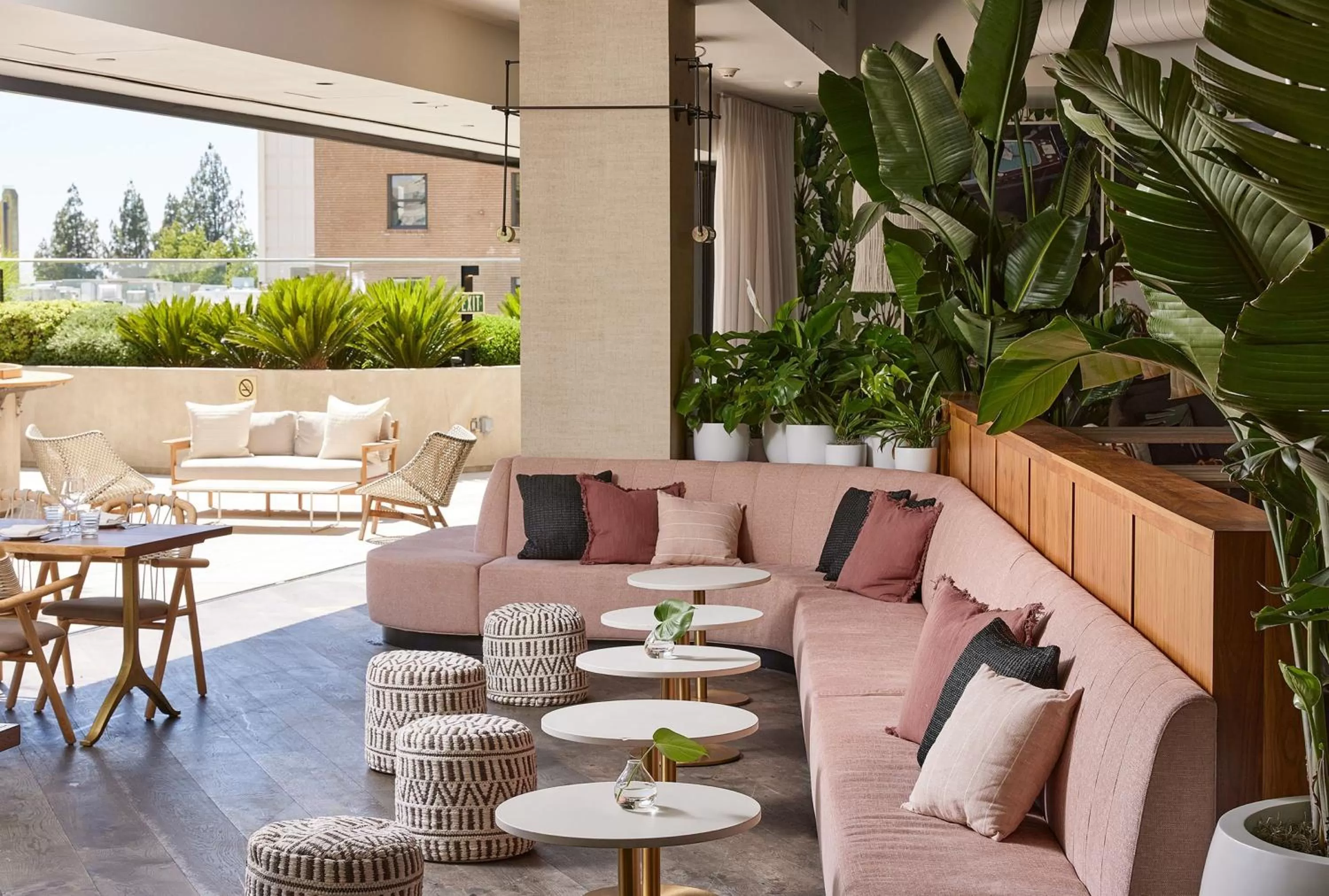 Restaurant/places to eat in Kimpton Sawyer Hotel by IHG