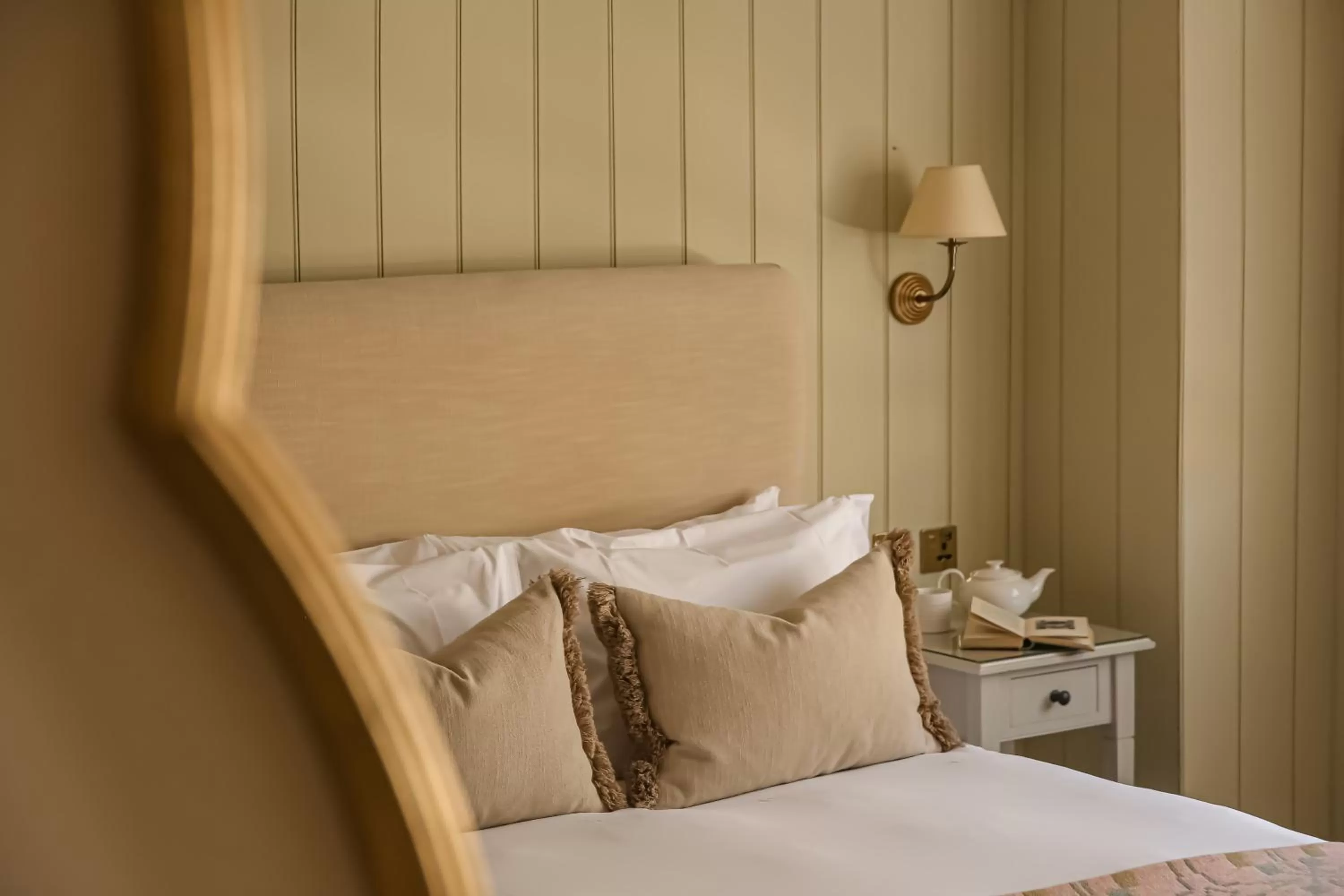 Bed in The Yard in Bath Hotel