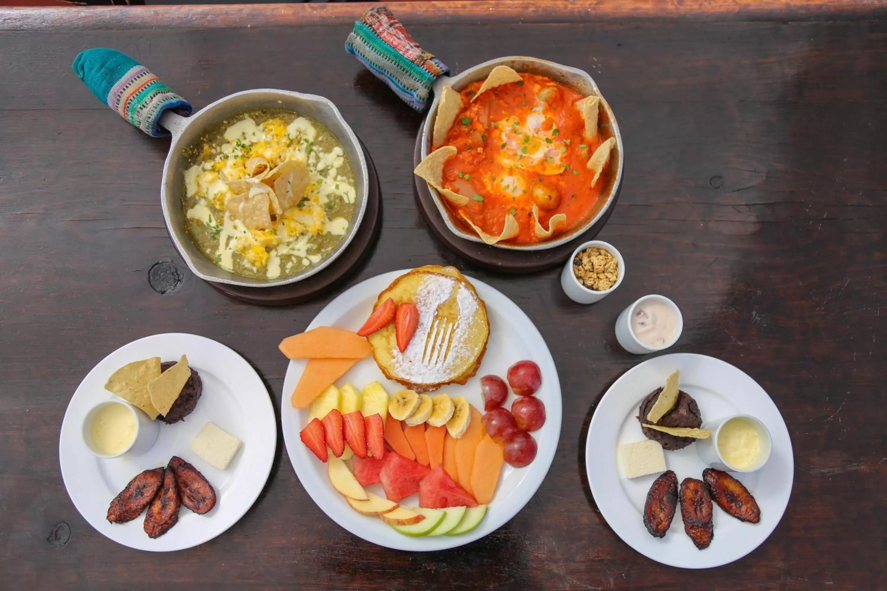 Food and drinks in El Carmen Hotel