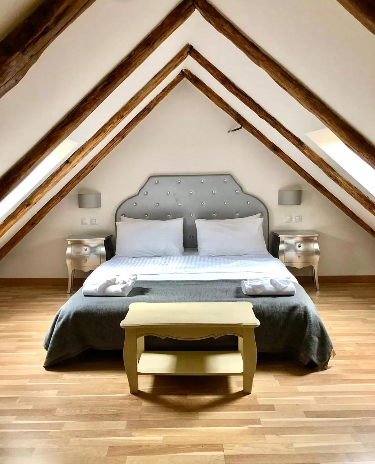 Bedroom, Bed in Dolce Vita Suites Boutique