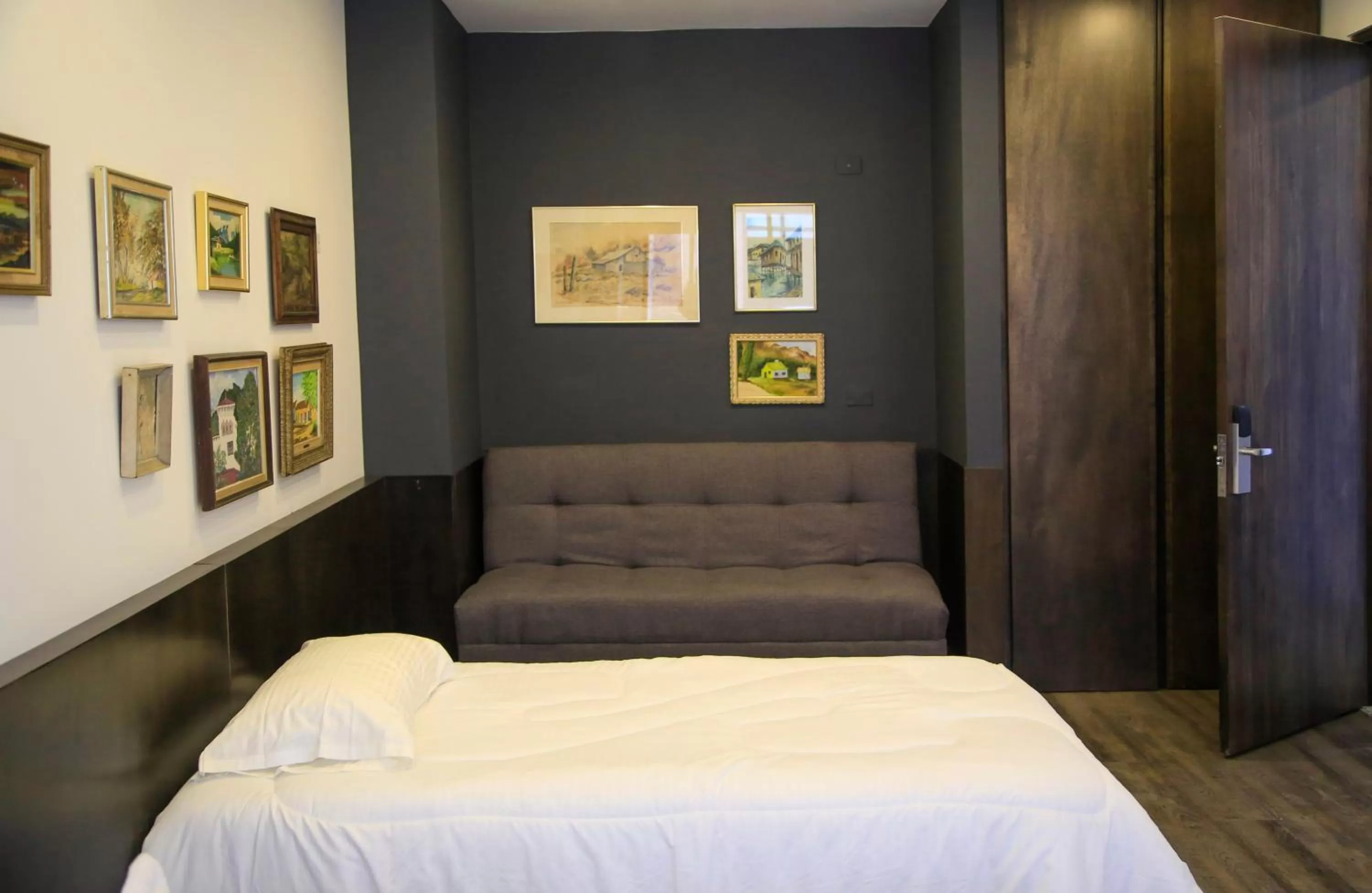 Bed in Hotel Museo San Moritz