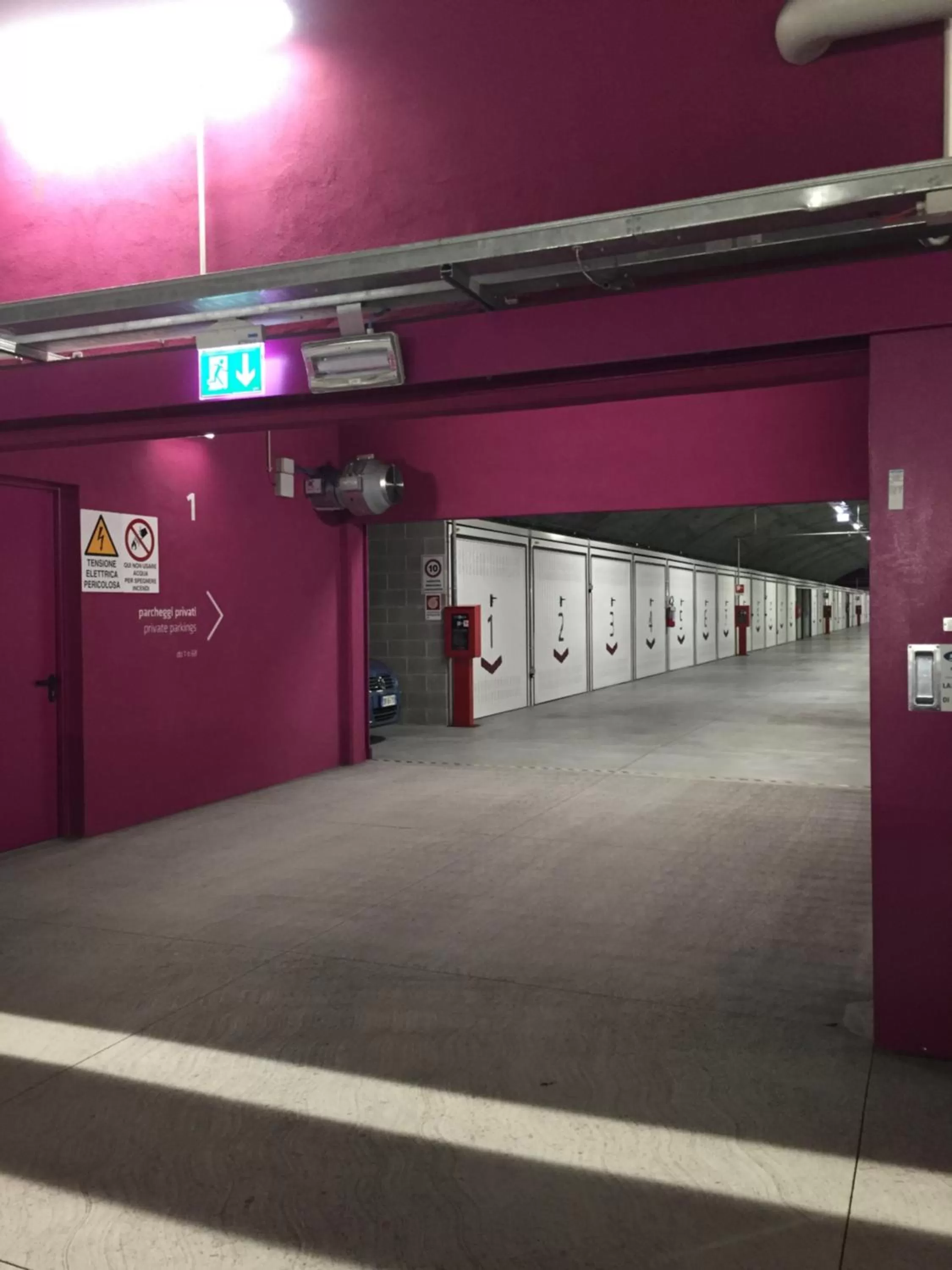 Parking in Hotel Coppe Trieste - Boutique Hotel