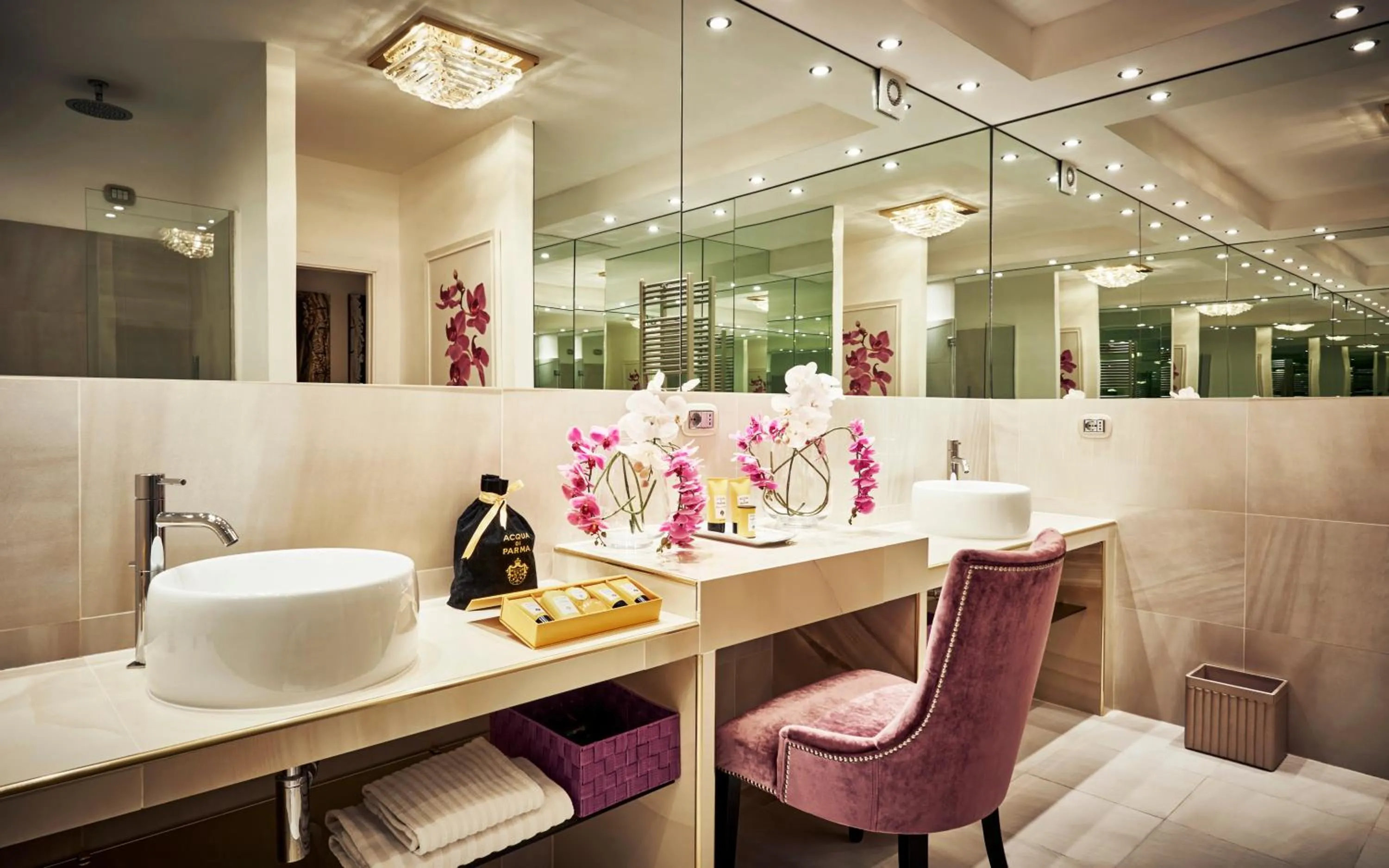 Bathroom in Spagna Royal Suite