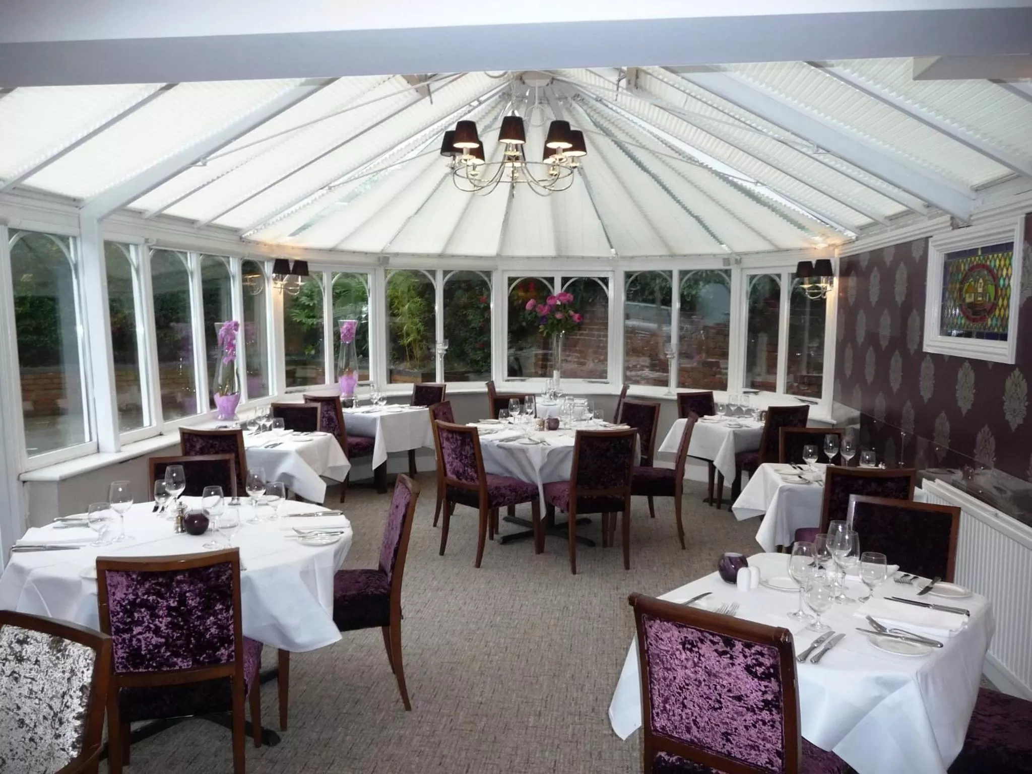 Restaurant/places to eat in Boxmoor Lodge Hotel