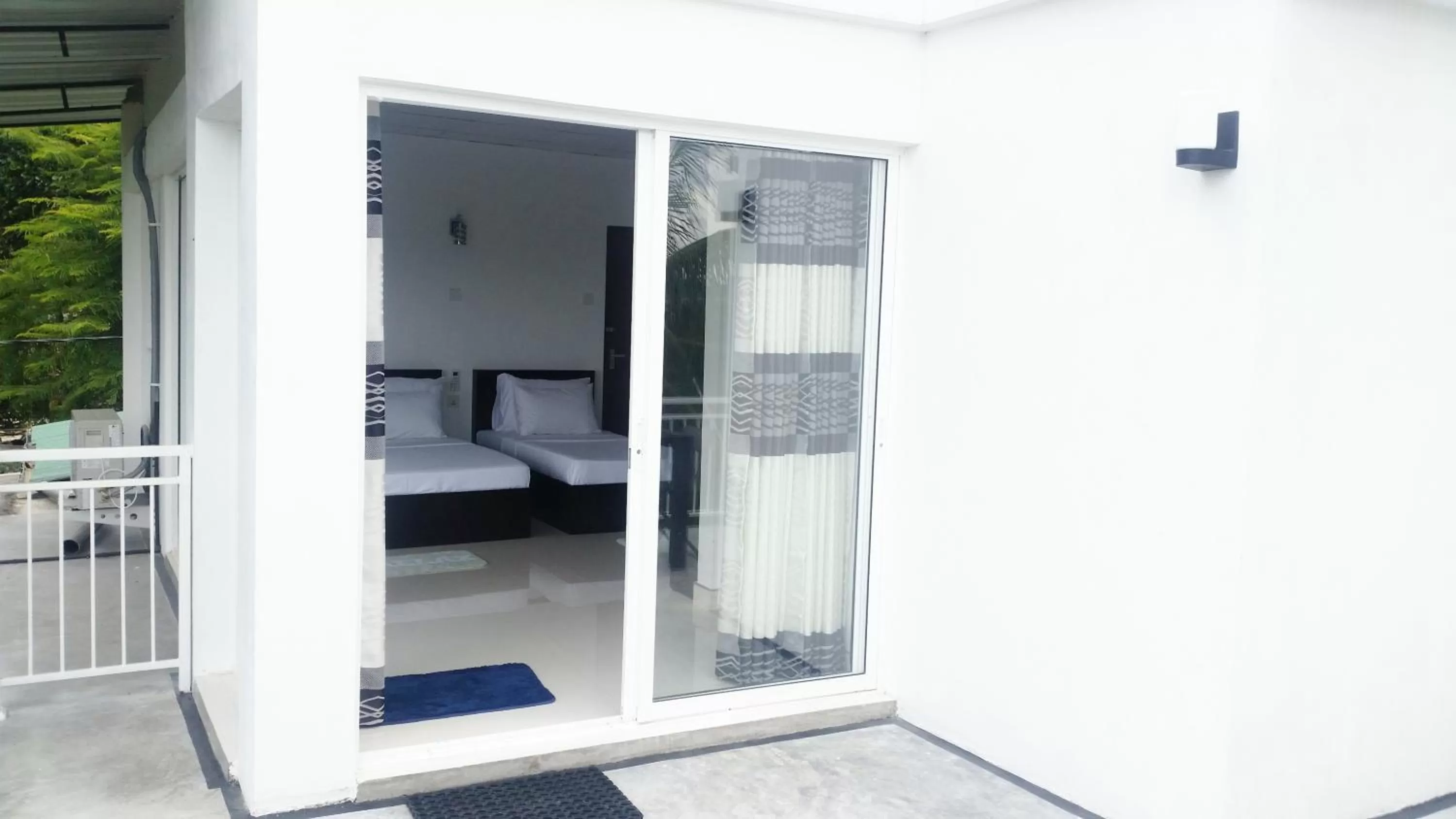 View (from property/room), Bed in Mahaweli View Inn Kandy