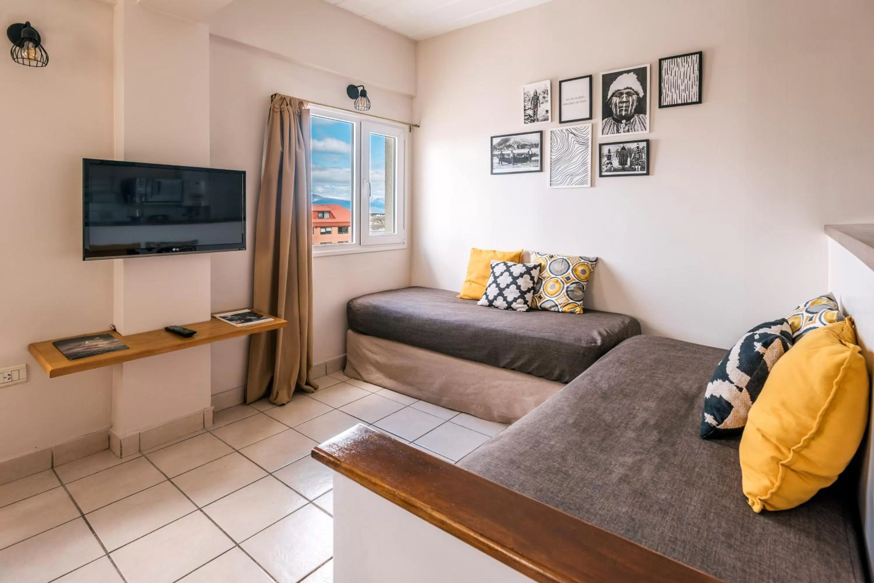 Communal lounge/ TV room, Seating Area in Riviera Fueguina Apartments