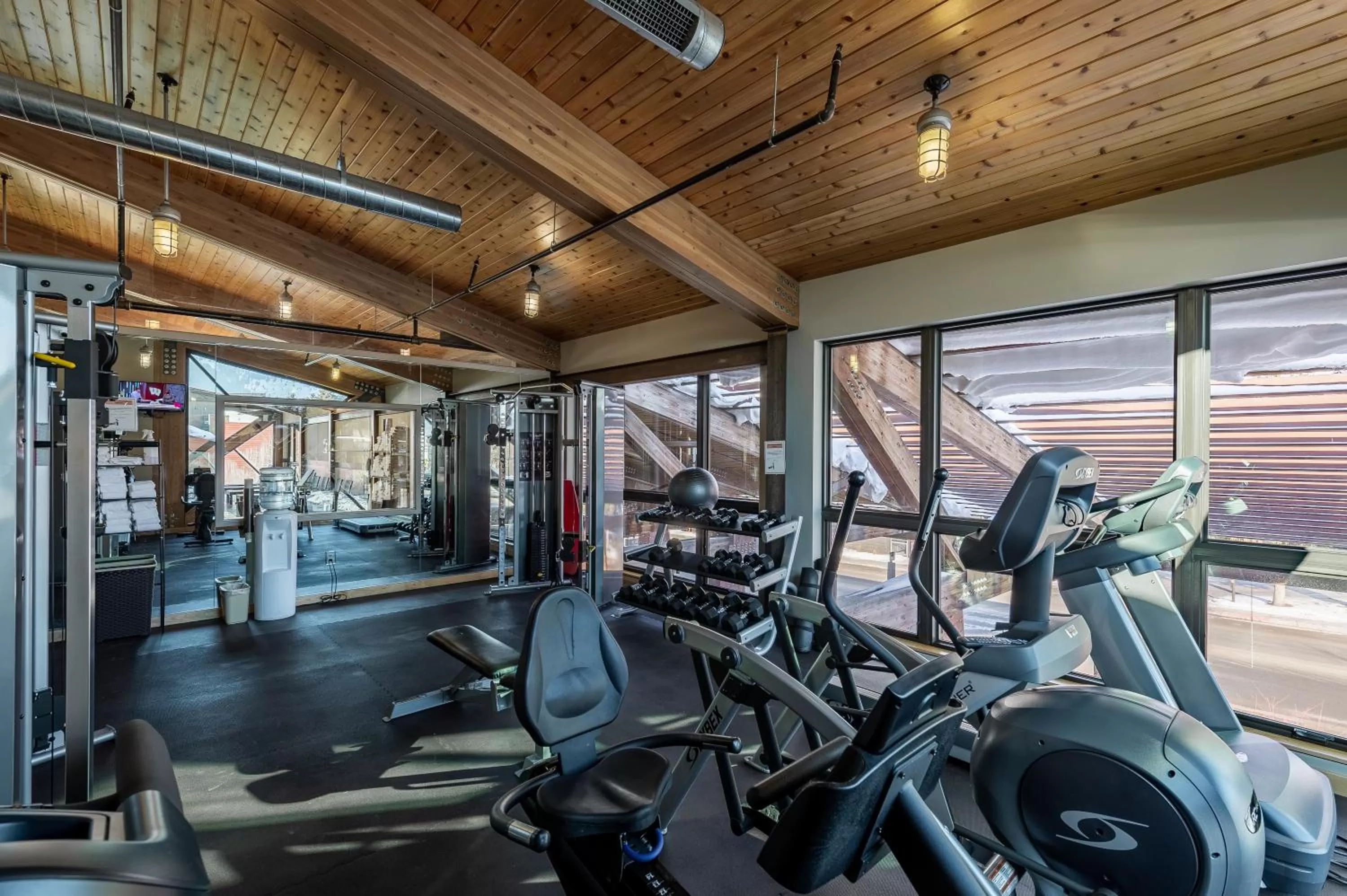 Fitness centre/facilities in 49'er Inn & Suites