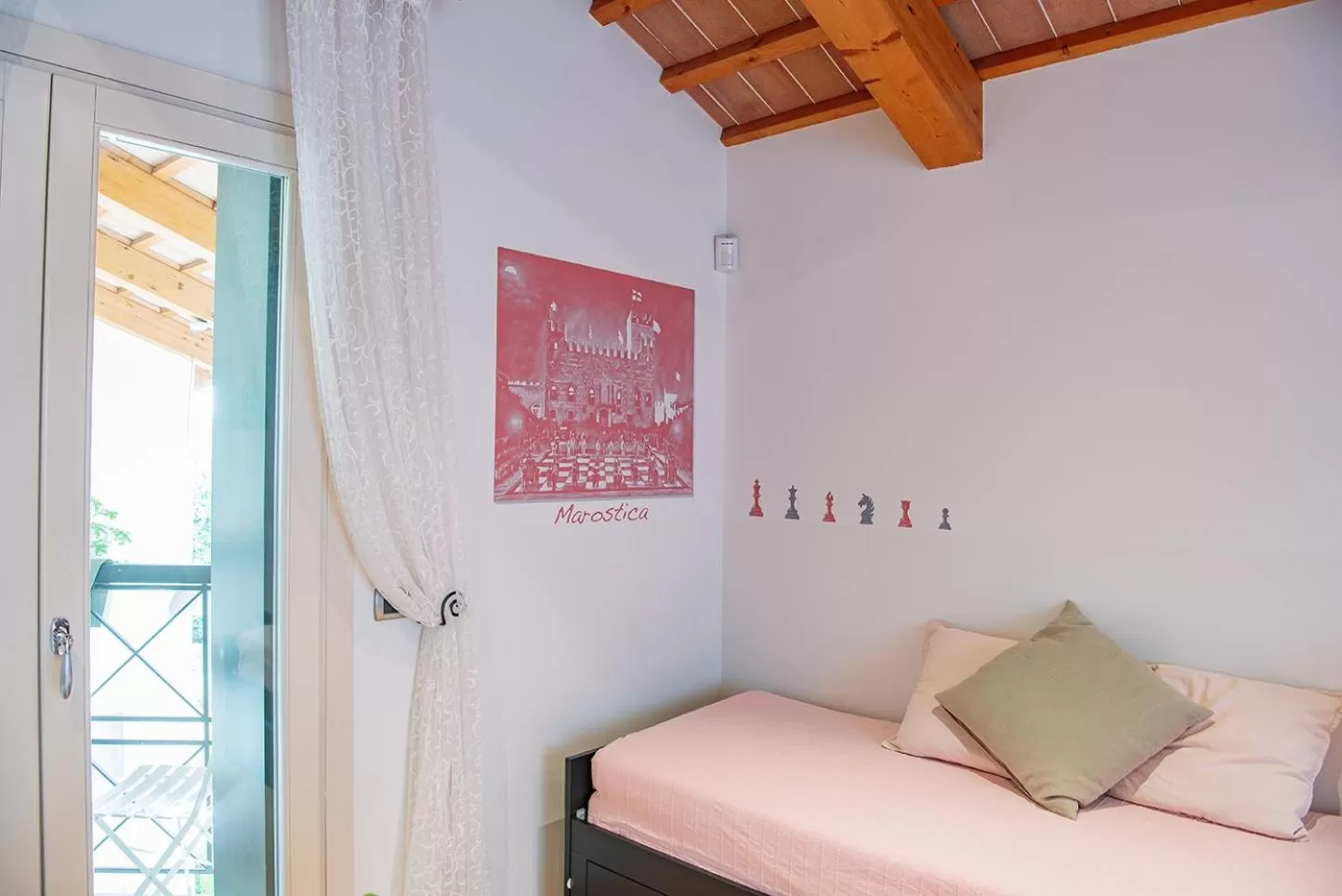 Bedroom, Bed in Rosa del Grappa