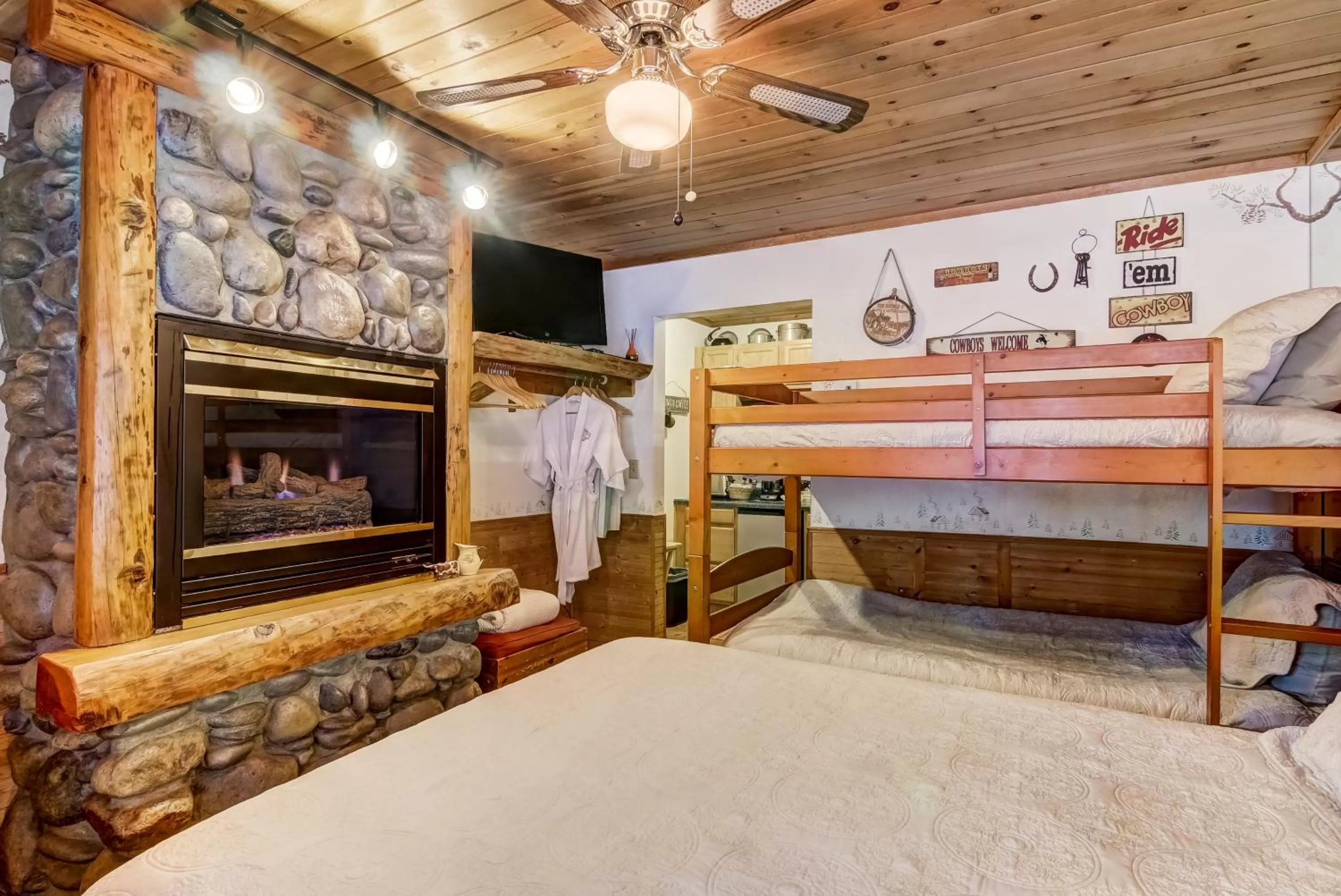 Bed in Heavenly Valley Lodge