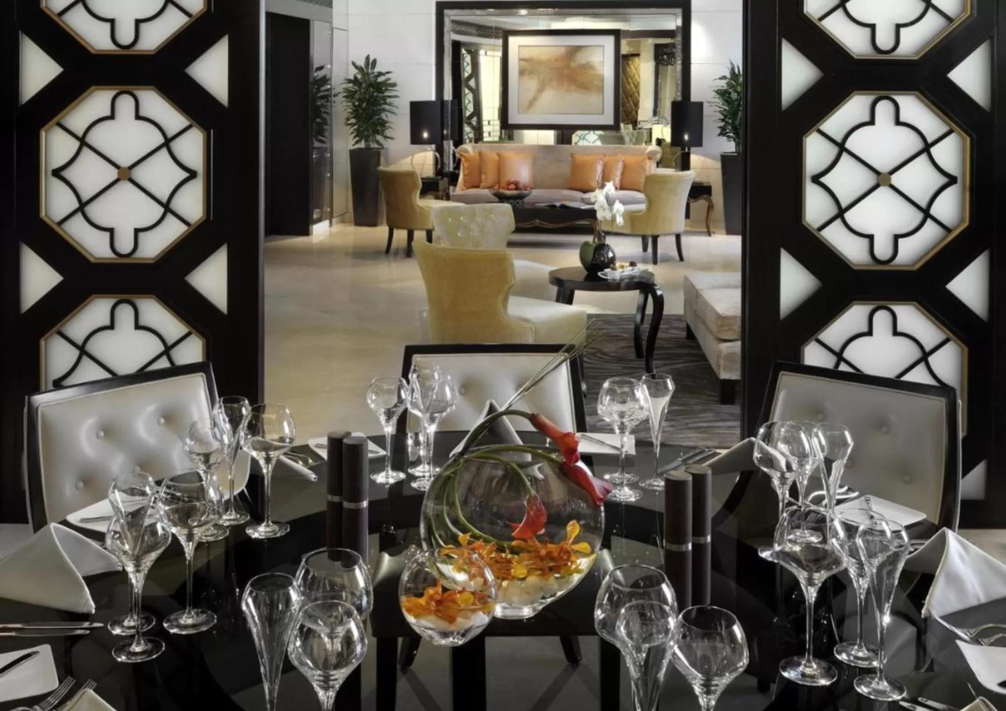 Restaurant/places to eat in Emaar Residences Dubai Marina by Qstay - formerly Address Dubai Marina