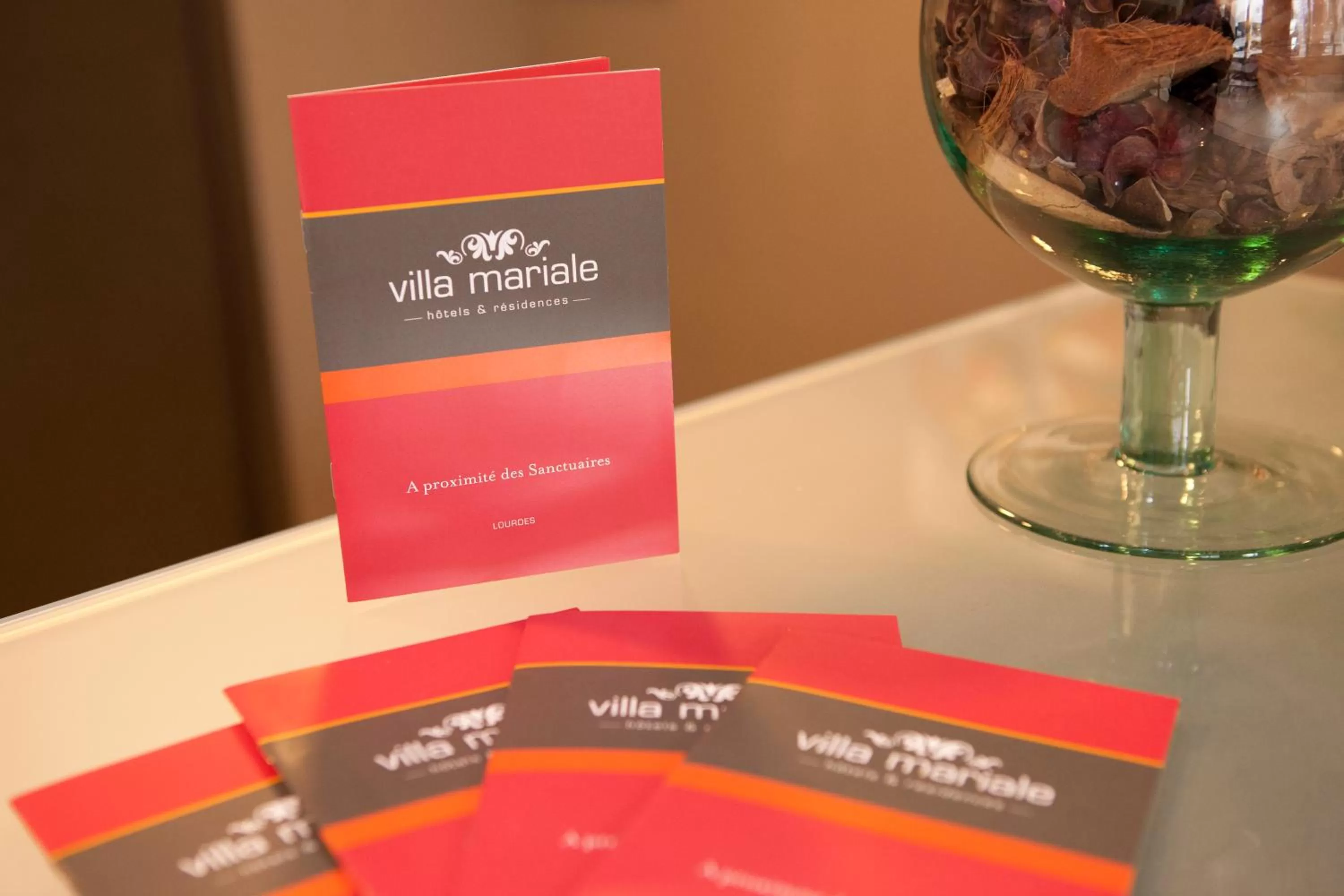 Lobby or reception in Villa Mariale by Popinns