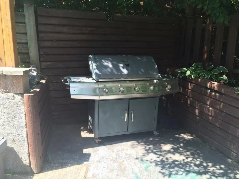 Shemron Suites Hotel