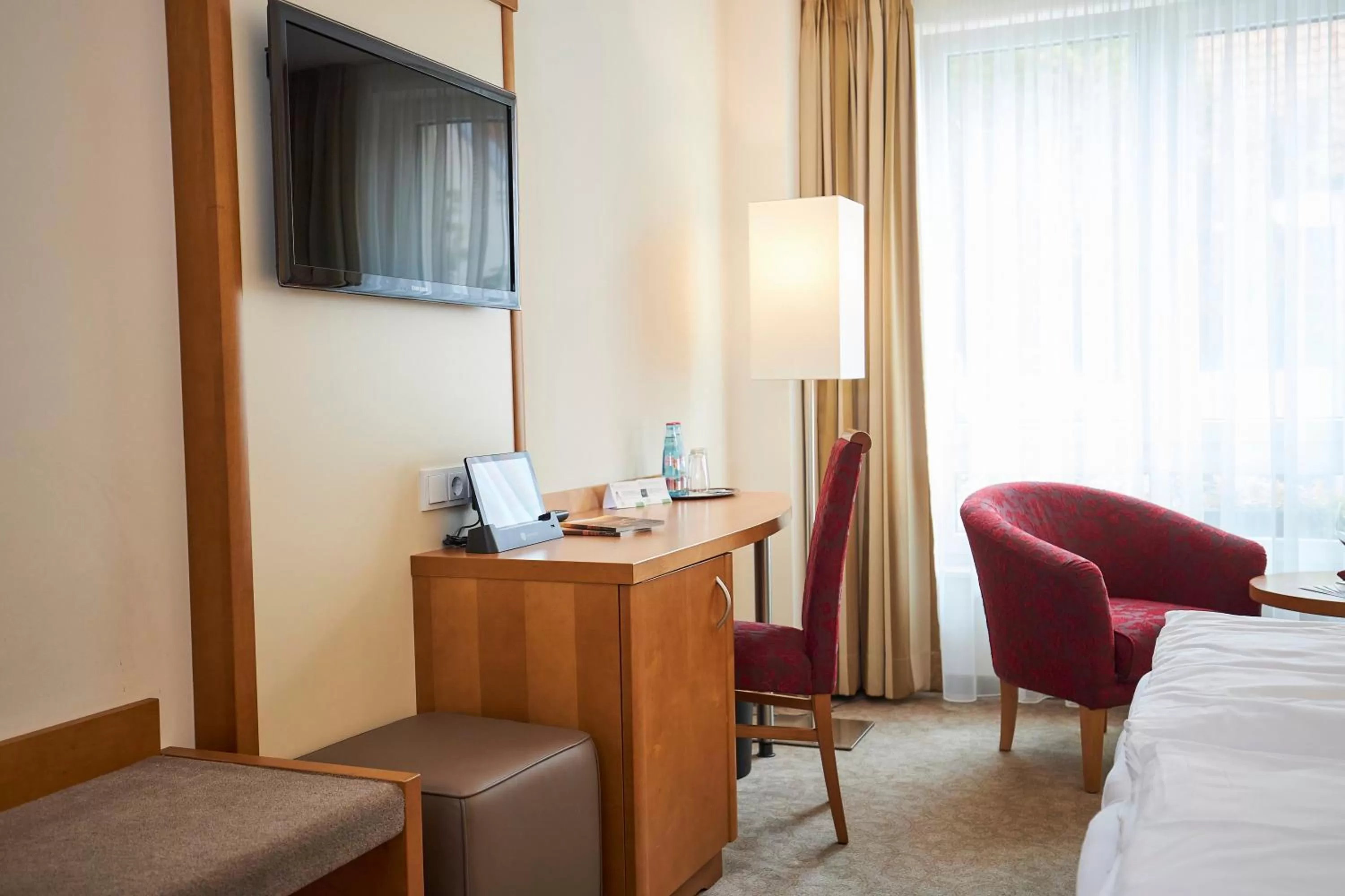 Photo of the whole room, TV/Entertainment Center in Flair Hotel Stadt Höxter