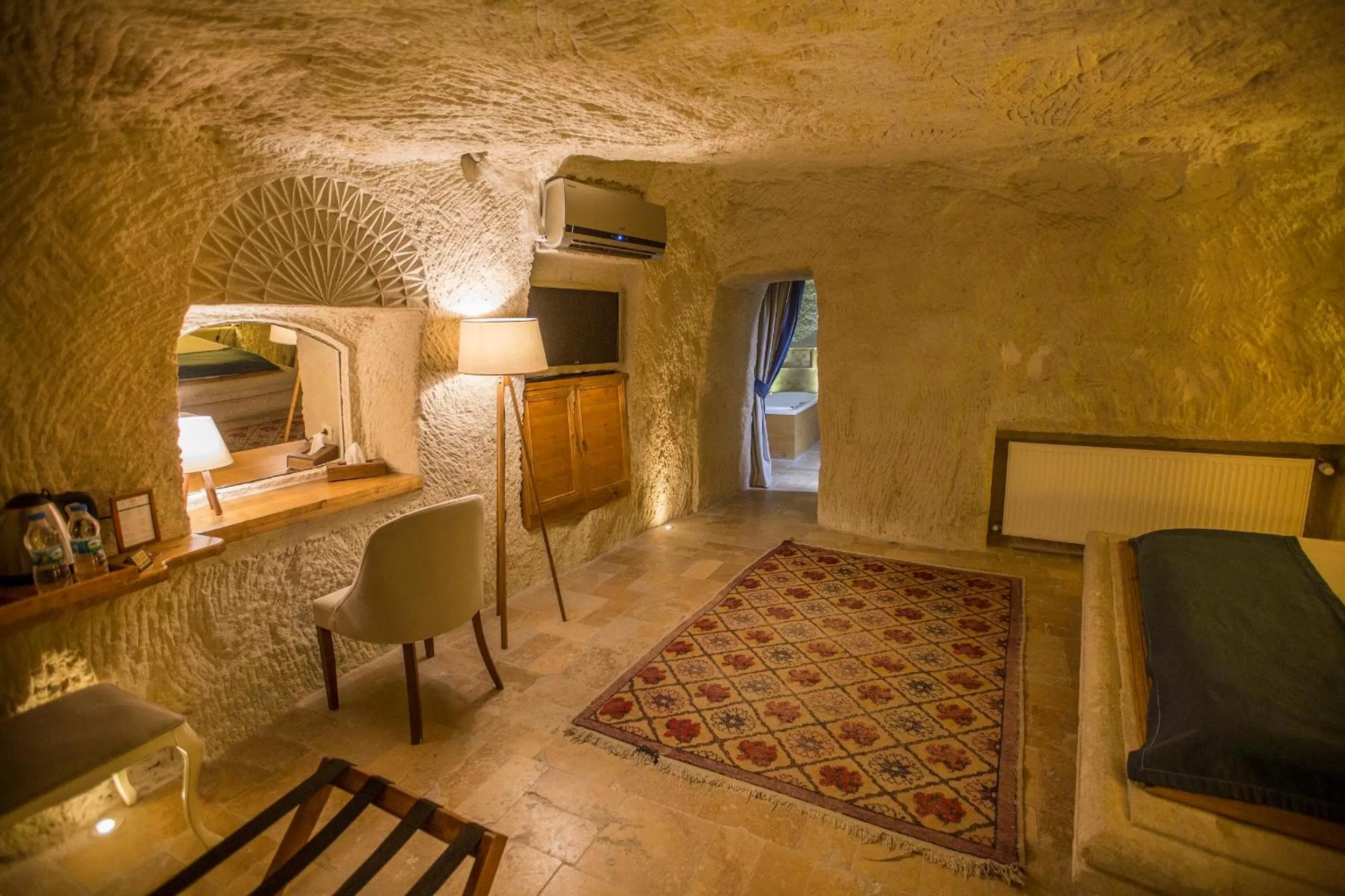 Bedroom, Bed in Azure Cave Suites - Cappadocia