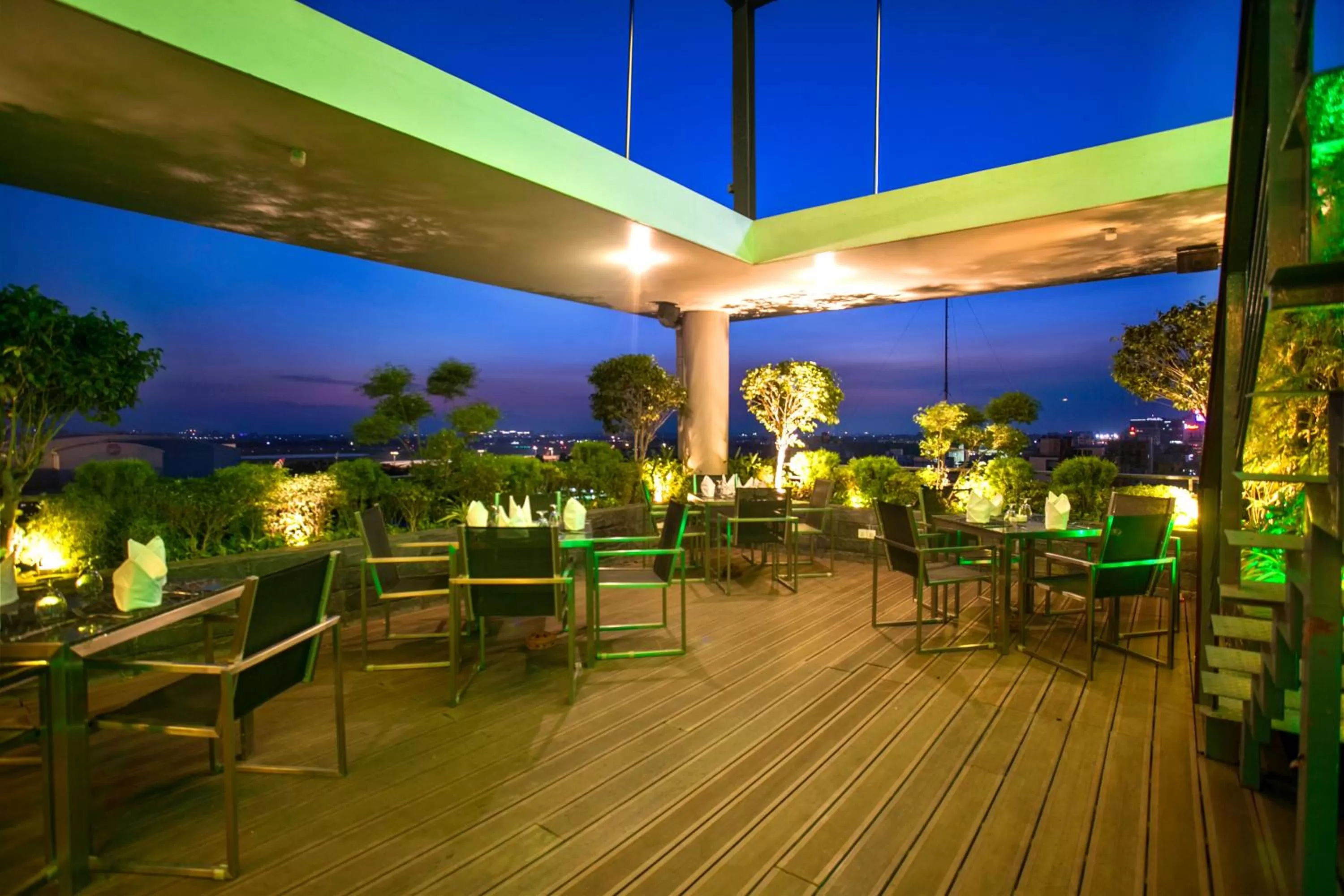 Restaurant/places to eat in Best Western Plus Maple Leaf