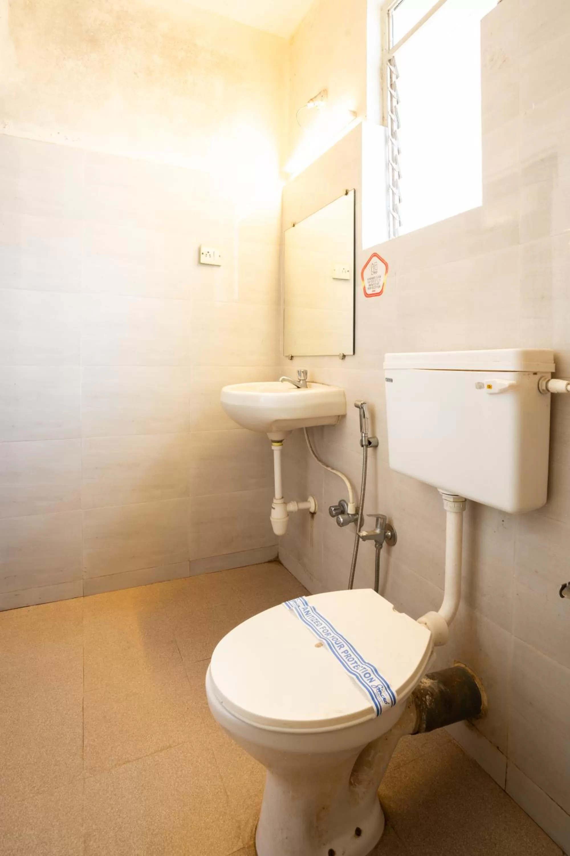 Toilet in The Sincro Hotel