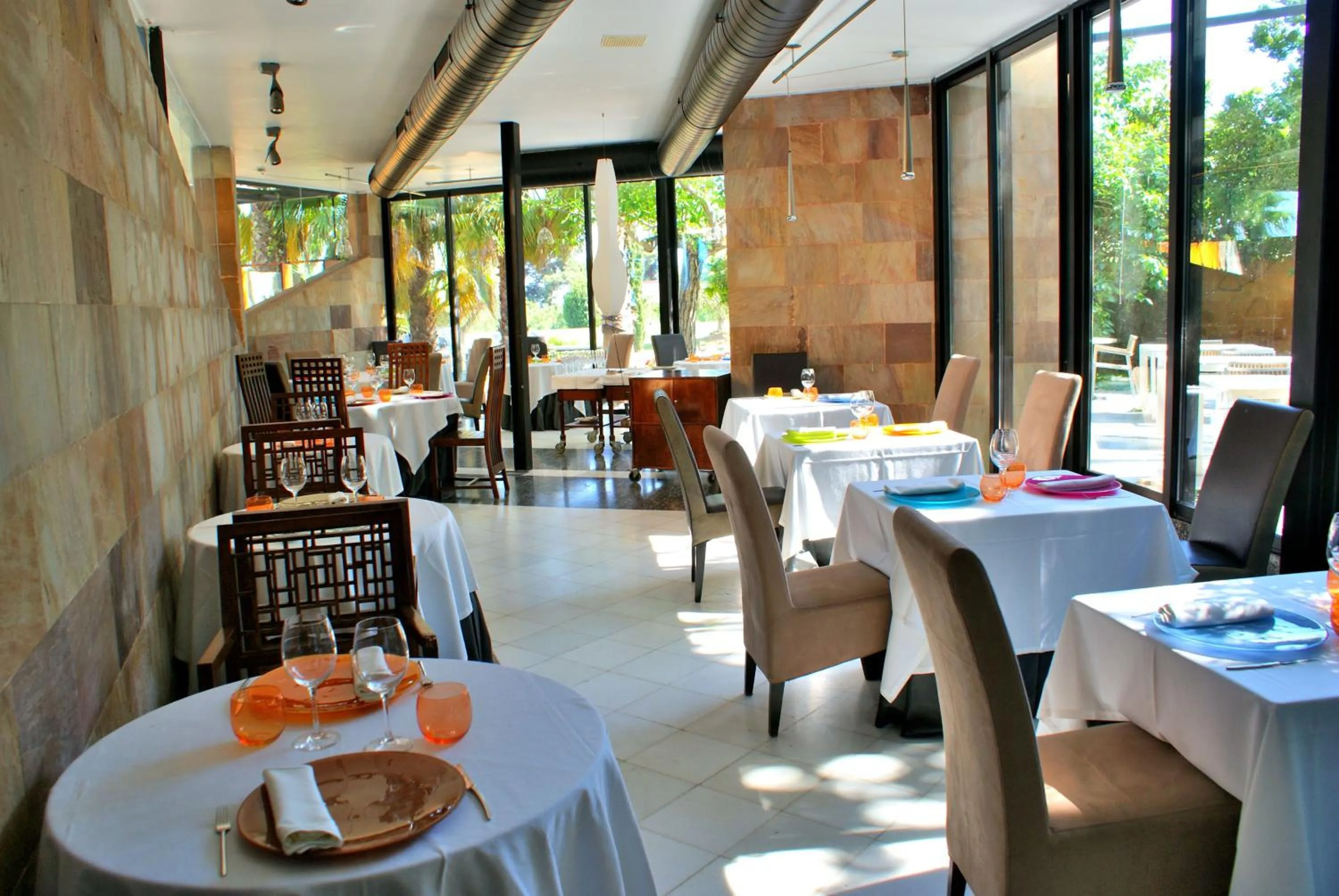 Restaurant/places to eat in Hotel Boutique Mas Passamaner