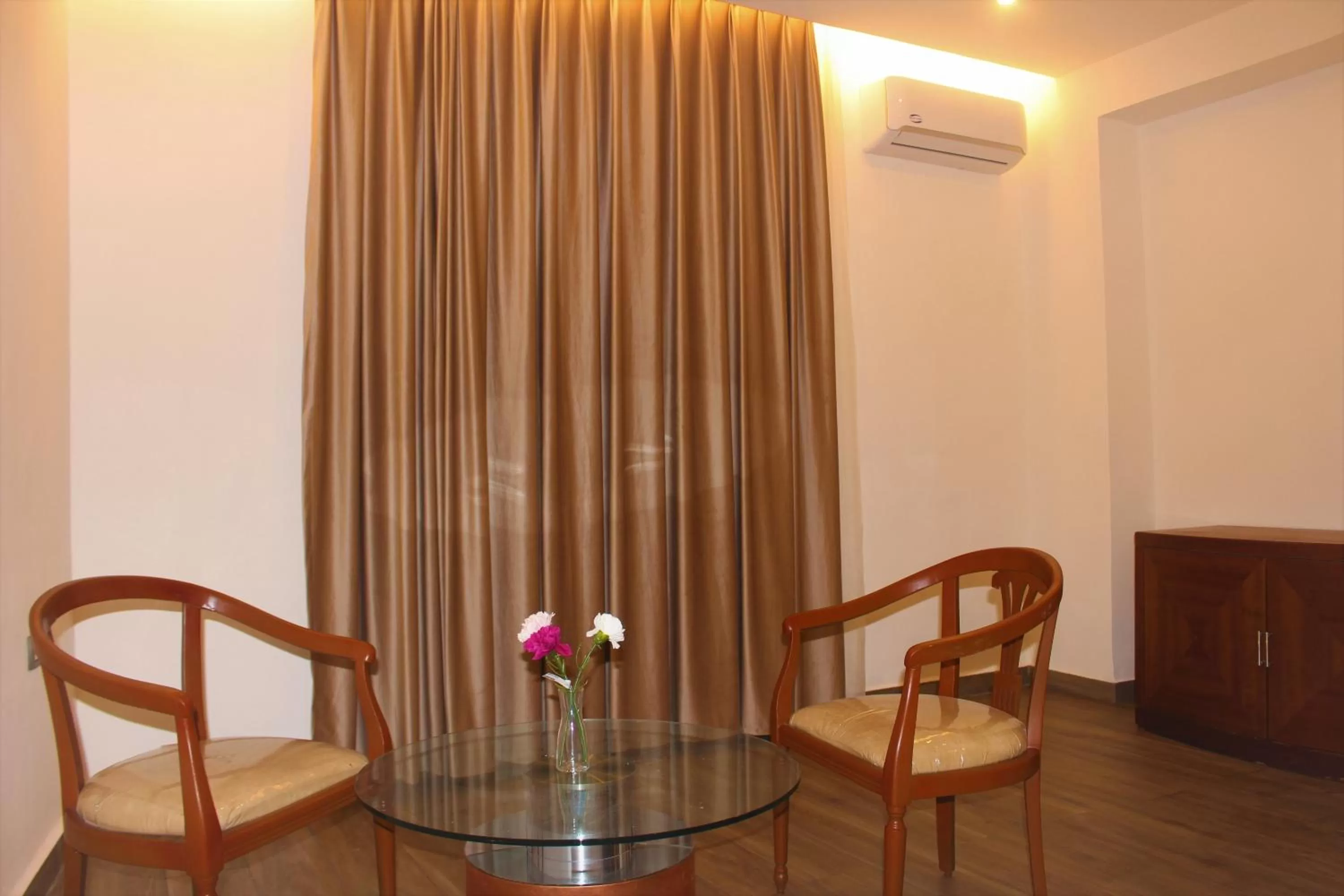 Seating area in New MerryLand Hotel