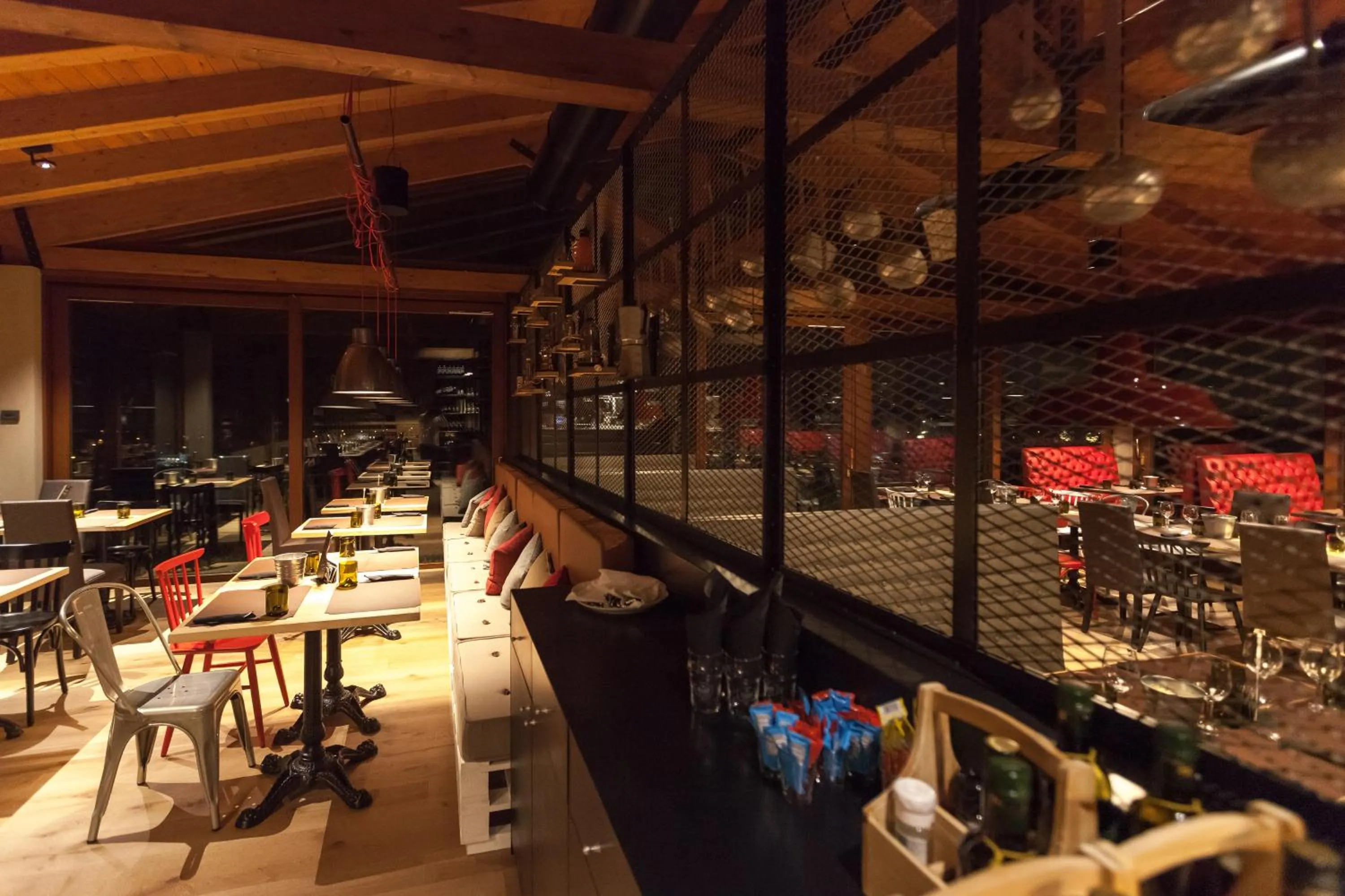 Restaurant/places to eat in Relais Picaron