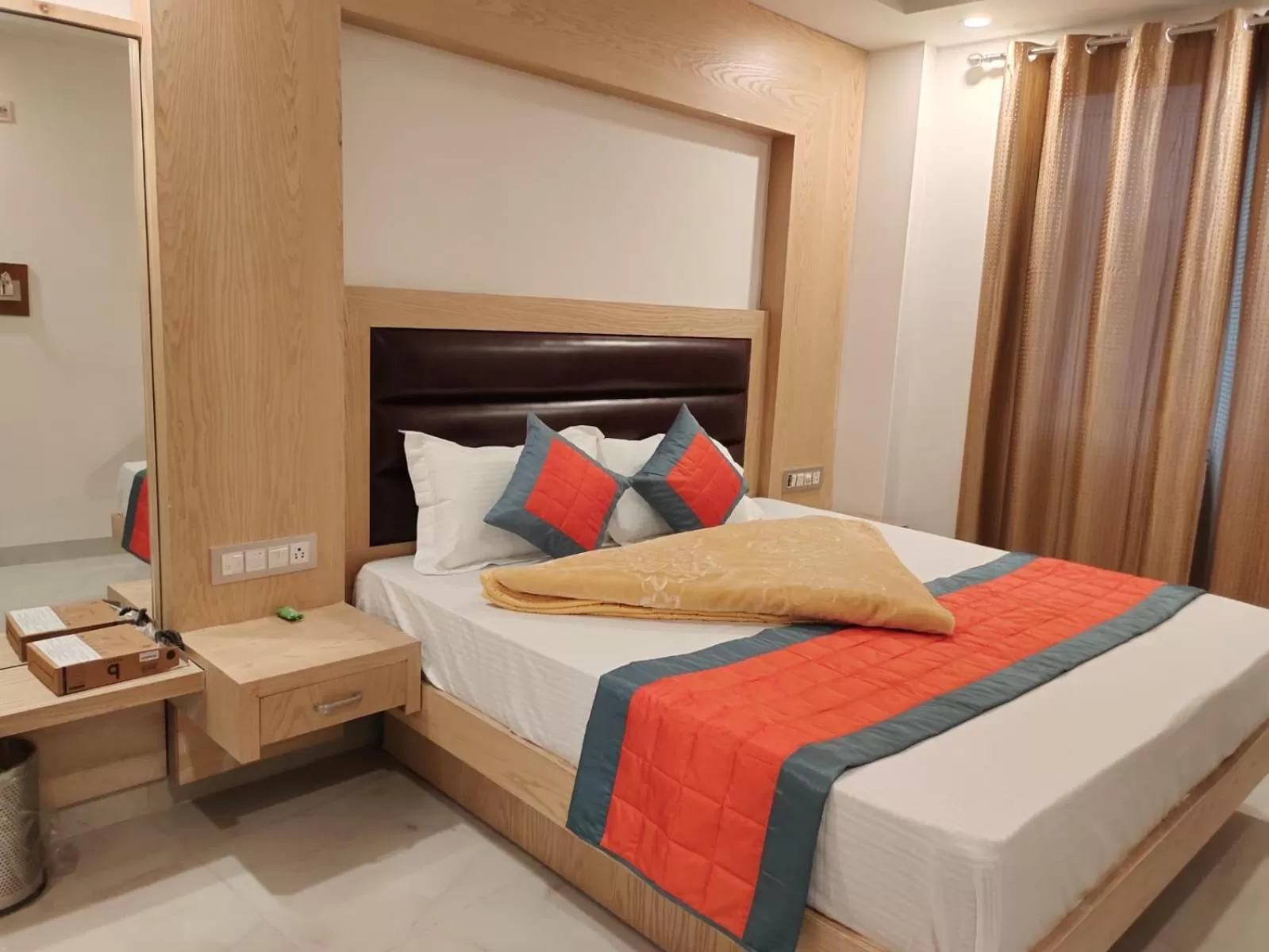 Bed in The Hotel Mohit -5 Minutes Walk From New Delhi Railway Station - Paharganj