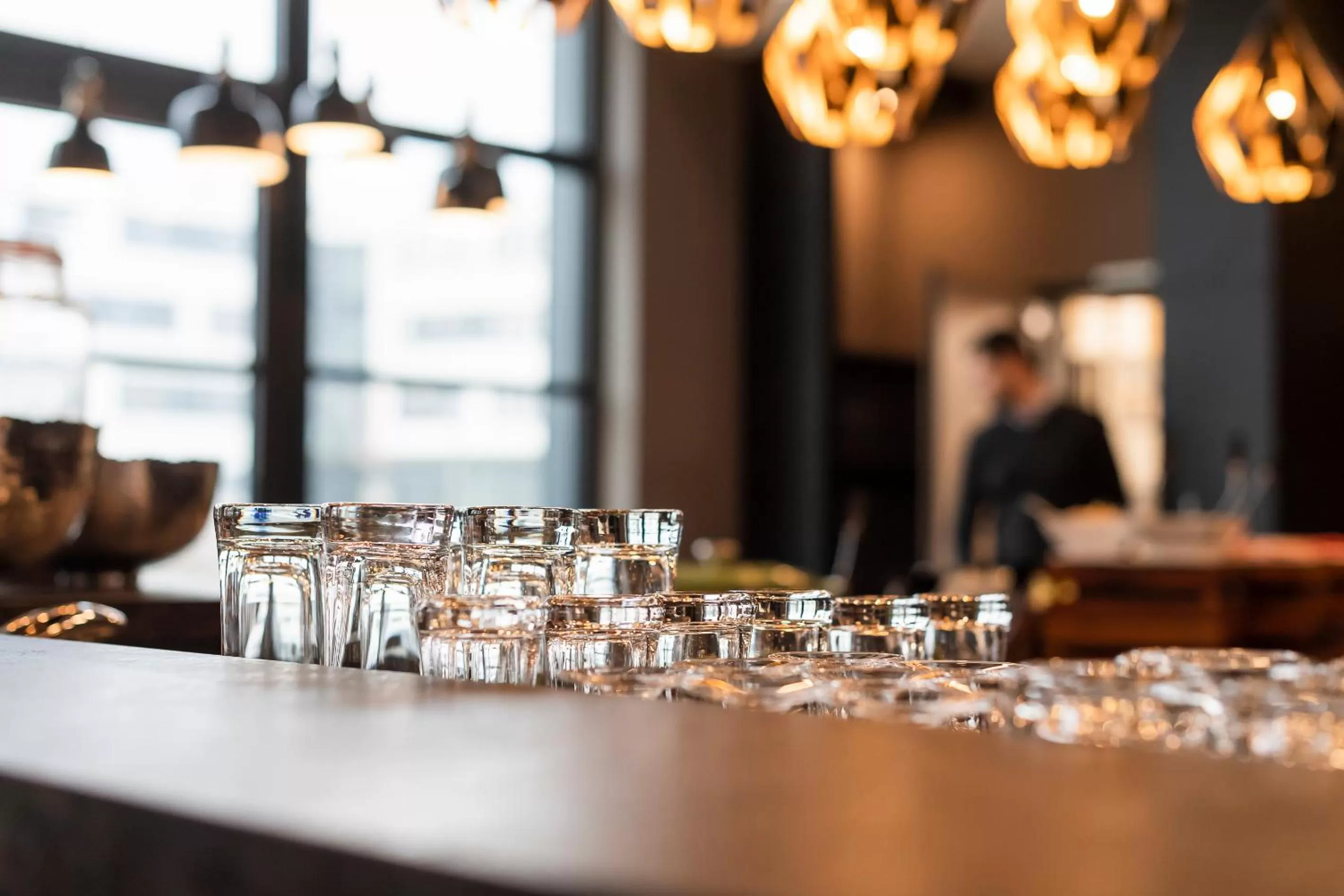 Lounge or bar in HARBR. hotel Heilbronn