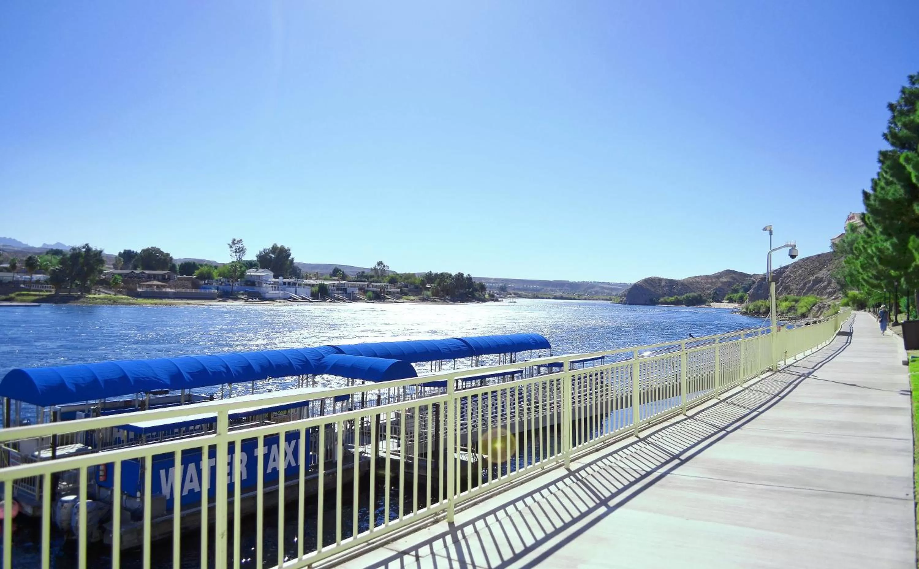 Facade/entrance in Laughlin River Lodge