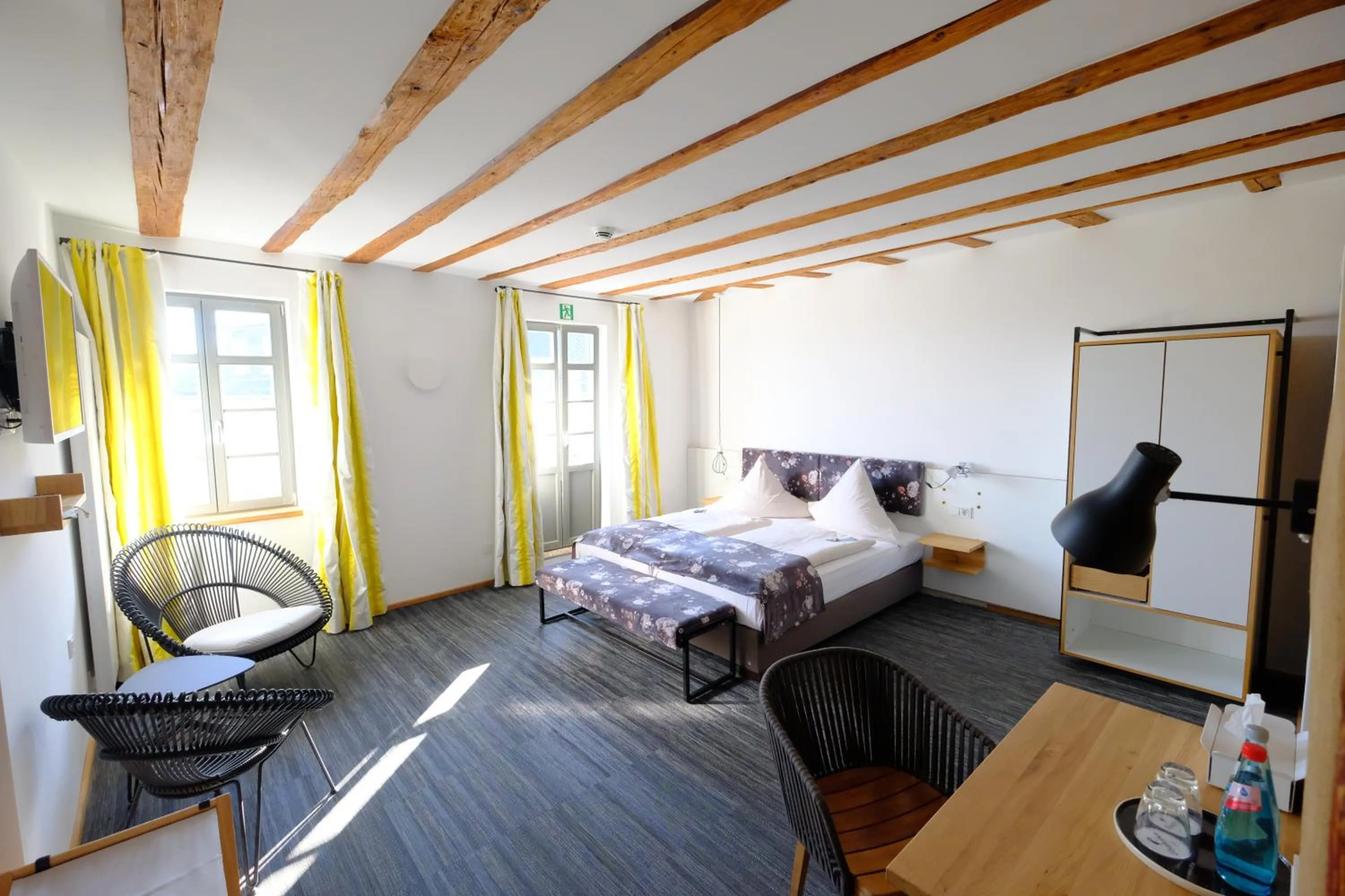 Photo of the whole room, Bed in Hotel Schöne Aussicht