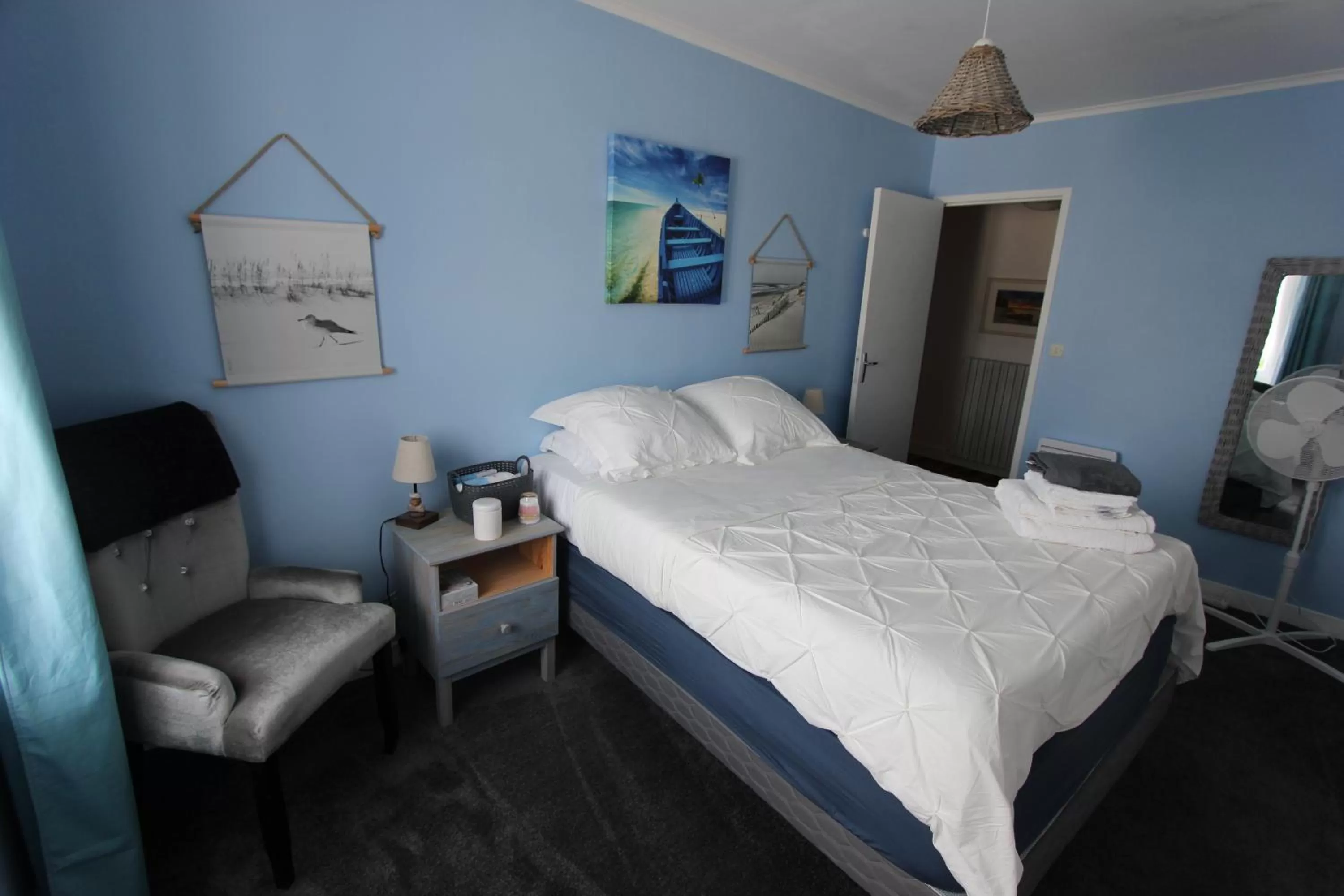 Bed in La Charentaise des Lilas