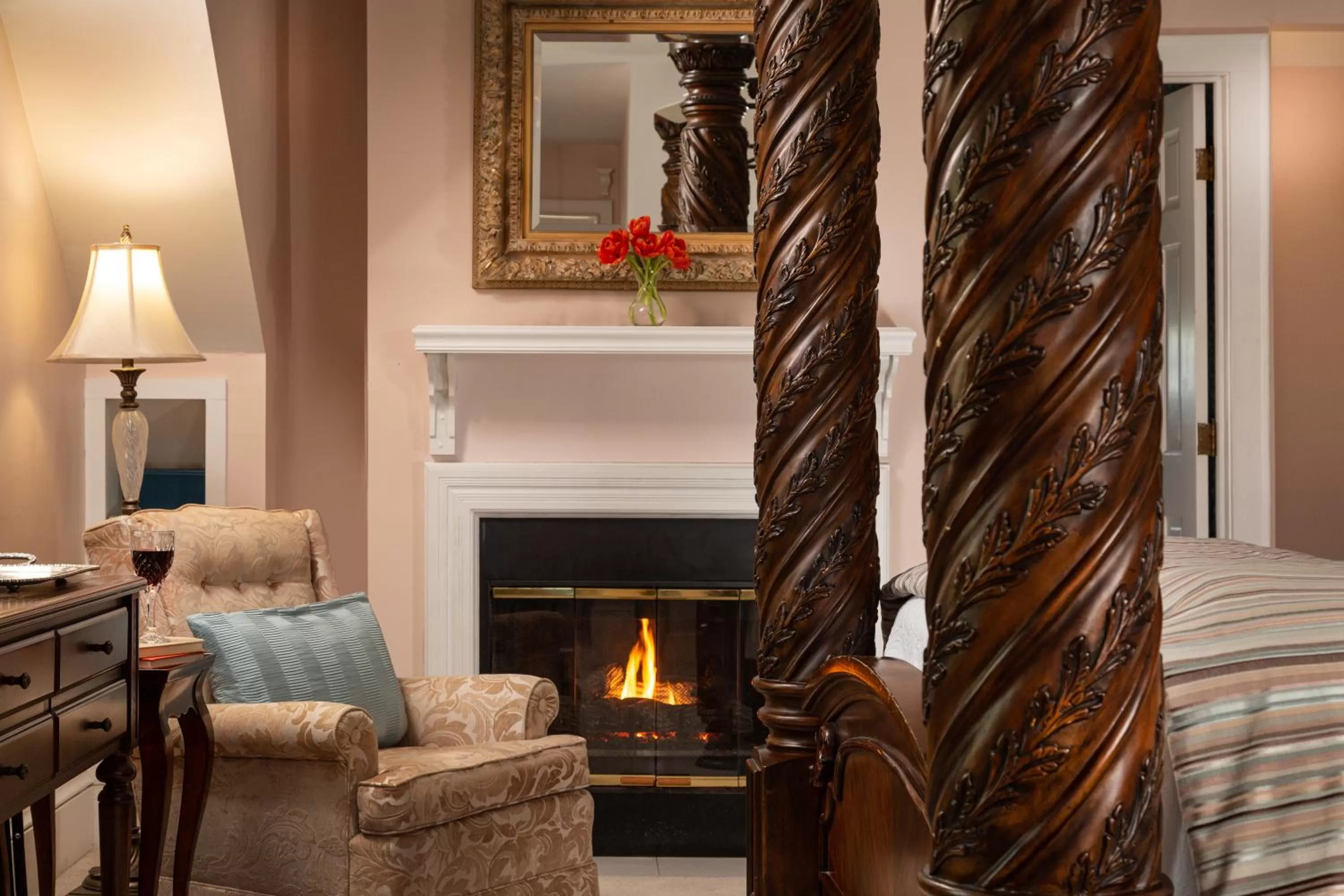 flat iron in White Doe Inn Bed & Breakfast