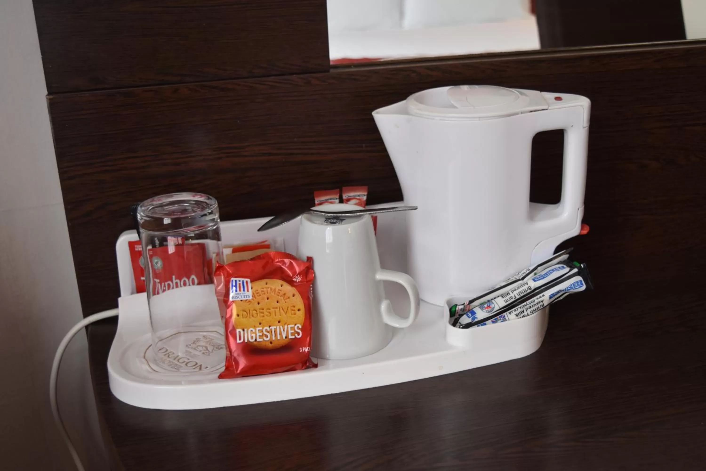 Coffee/tea facilities in The Dragon Hotel