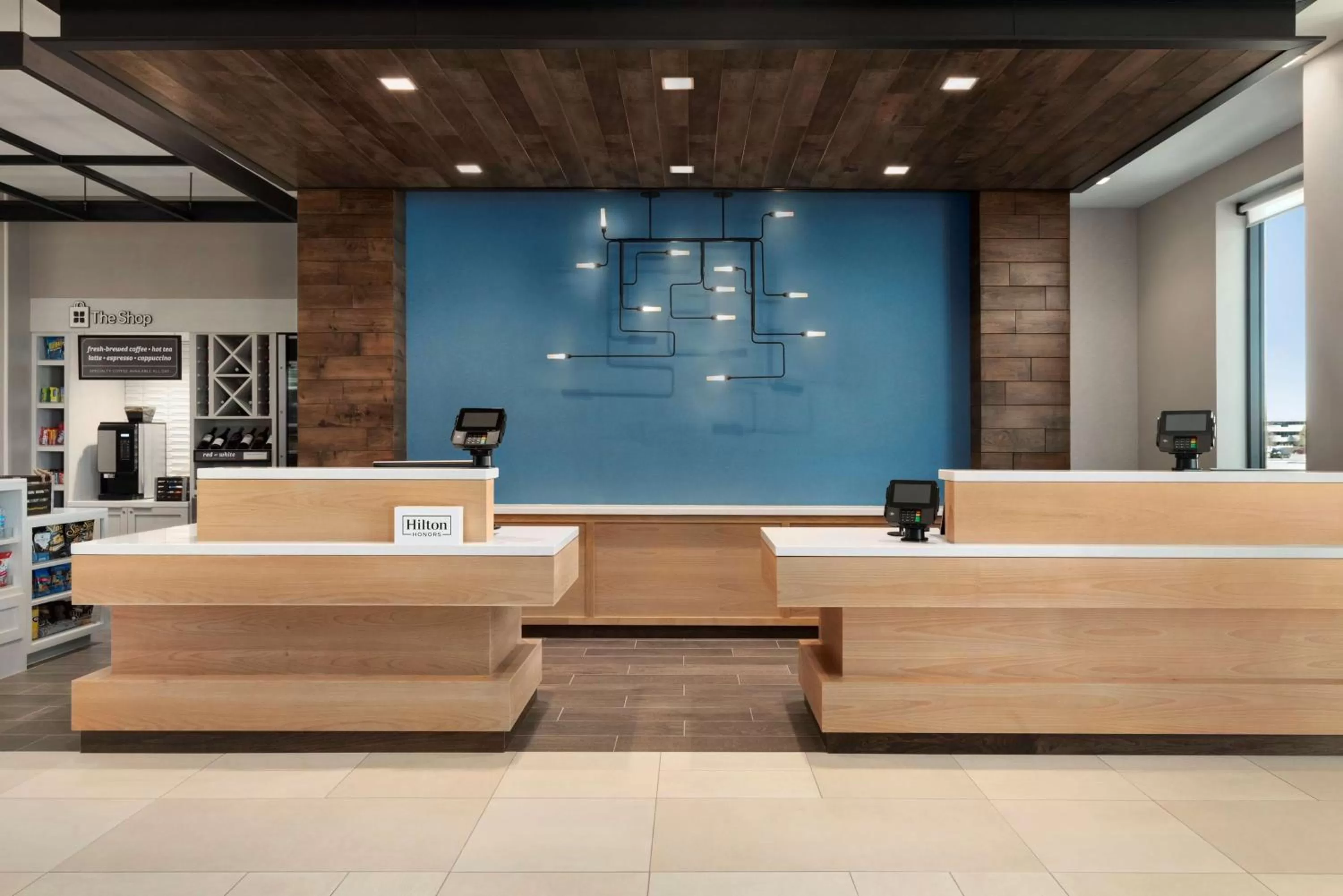 Lobby or reception in Hilton Garden Inn Milwaukee Brookfield Conference Center