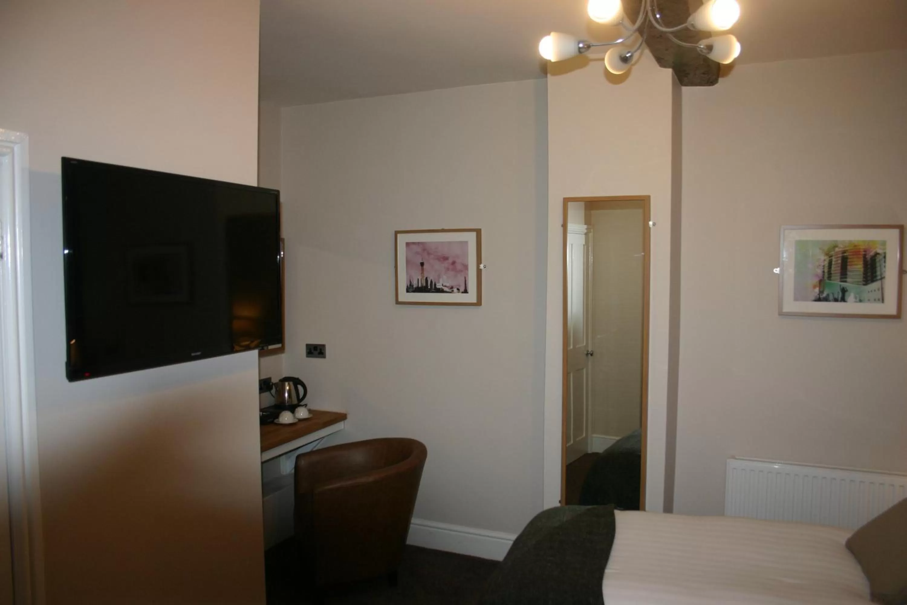 Bedroom, TV/Entertainment Center in The Station