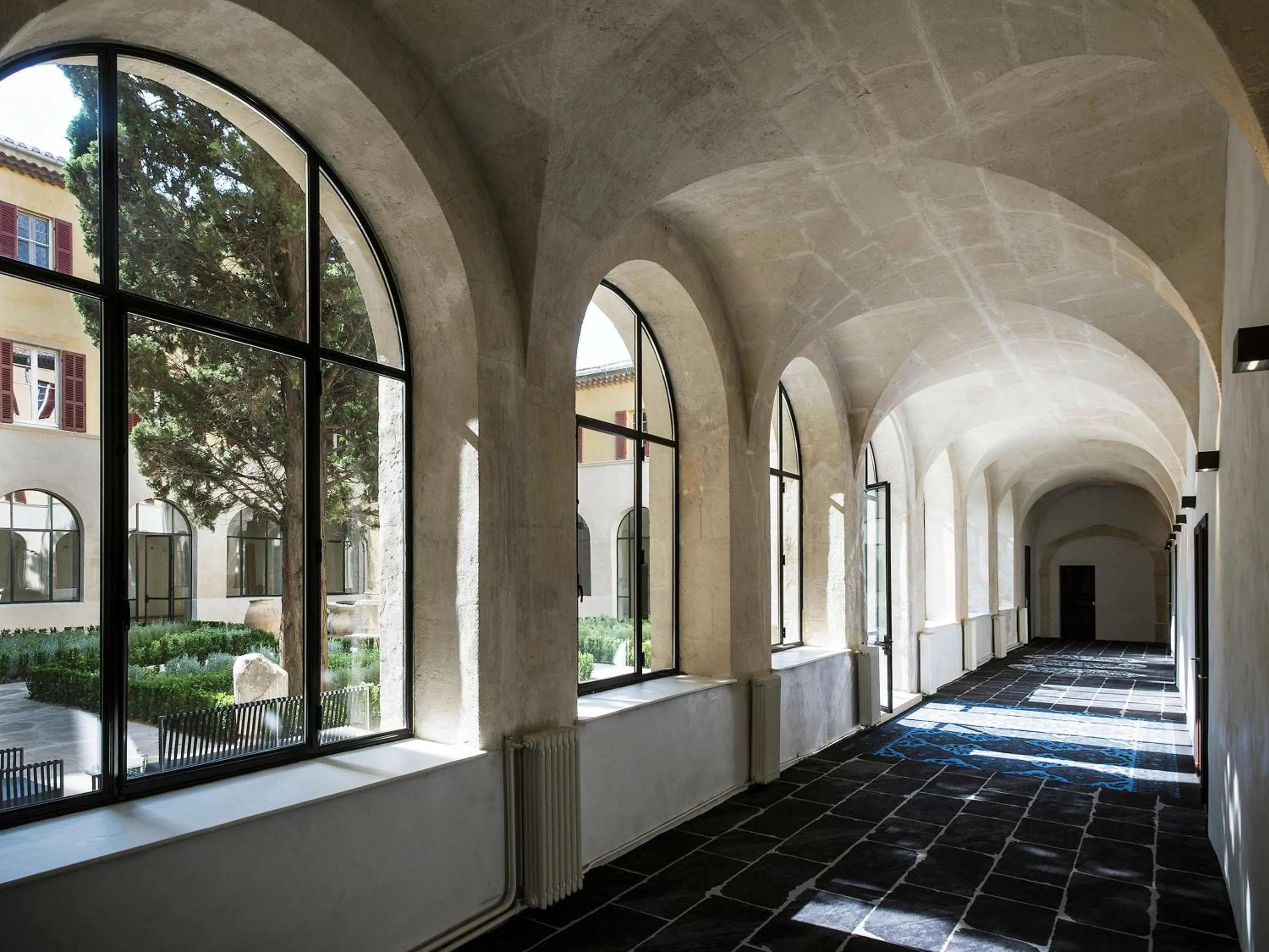 On site in Hôtel & Spa Jules César Arles - MGallery Hotel Collection