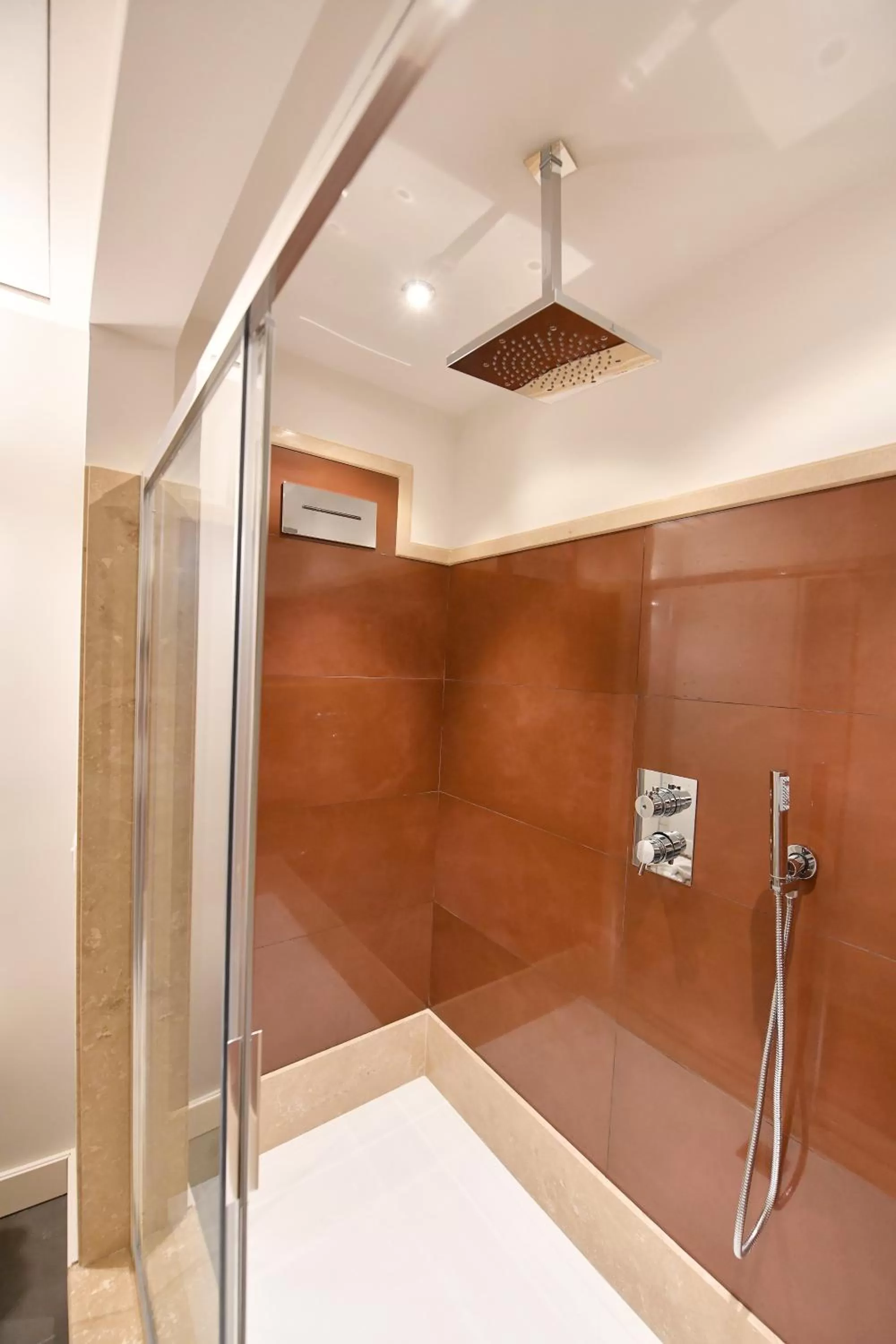 Bathroom in Palazzo degli Stemmi